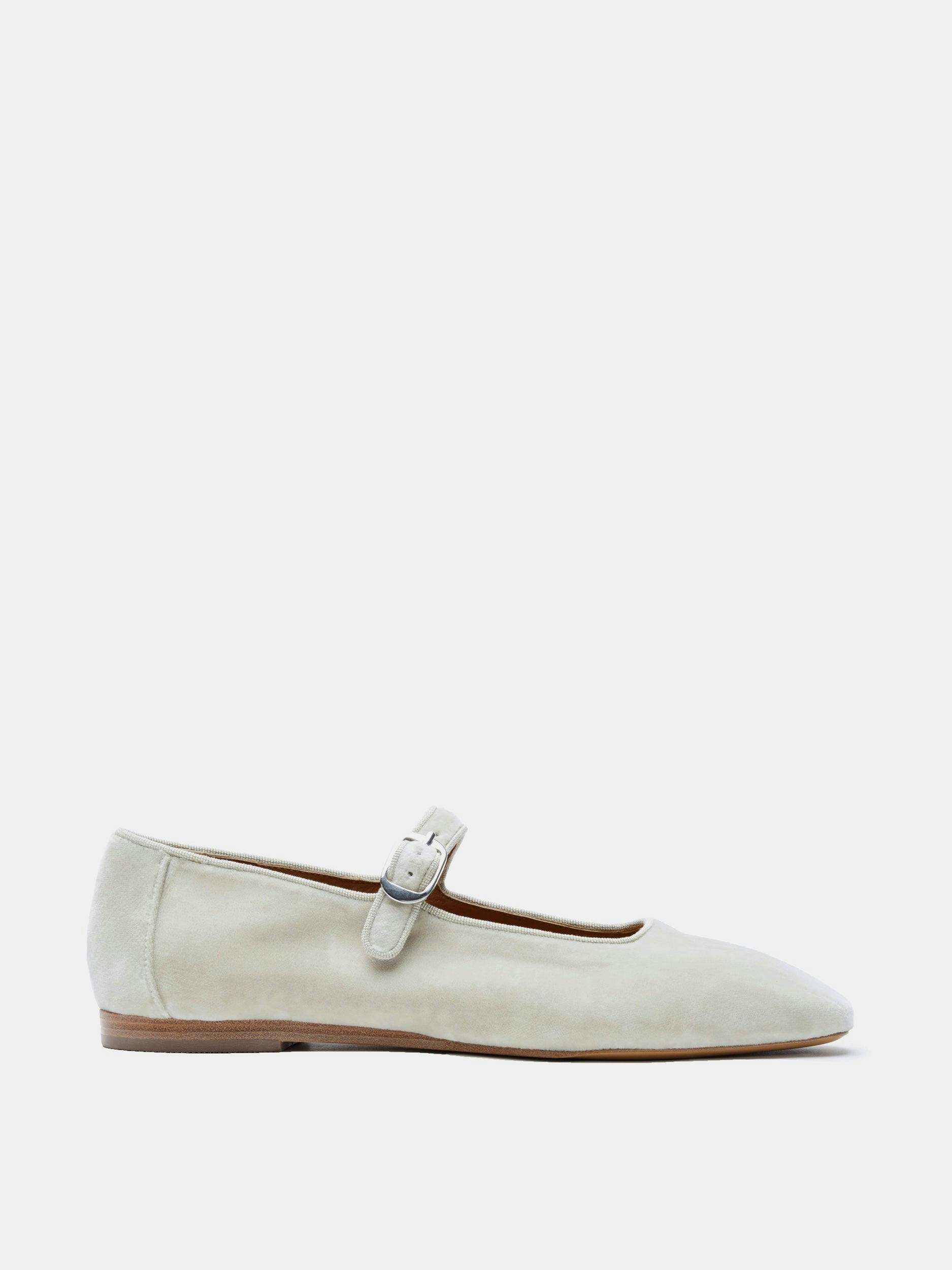 Light grey velvet Mary Jane shoes