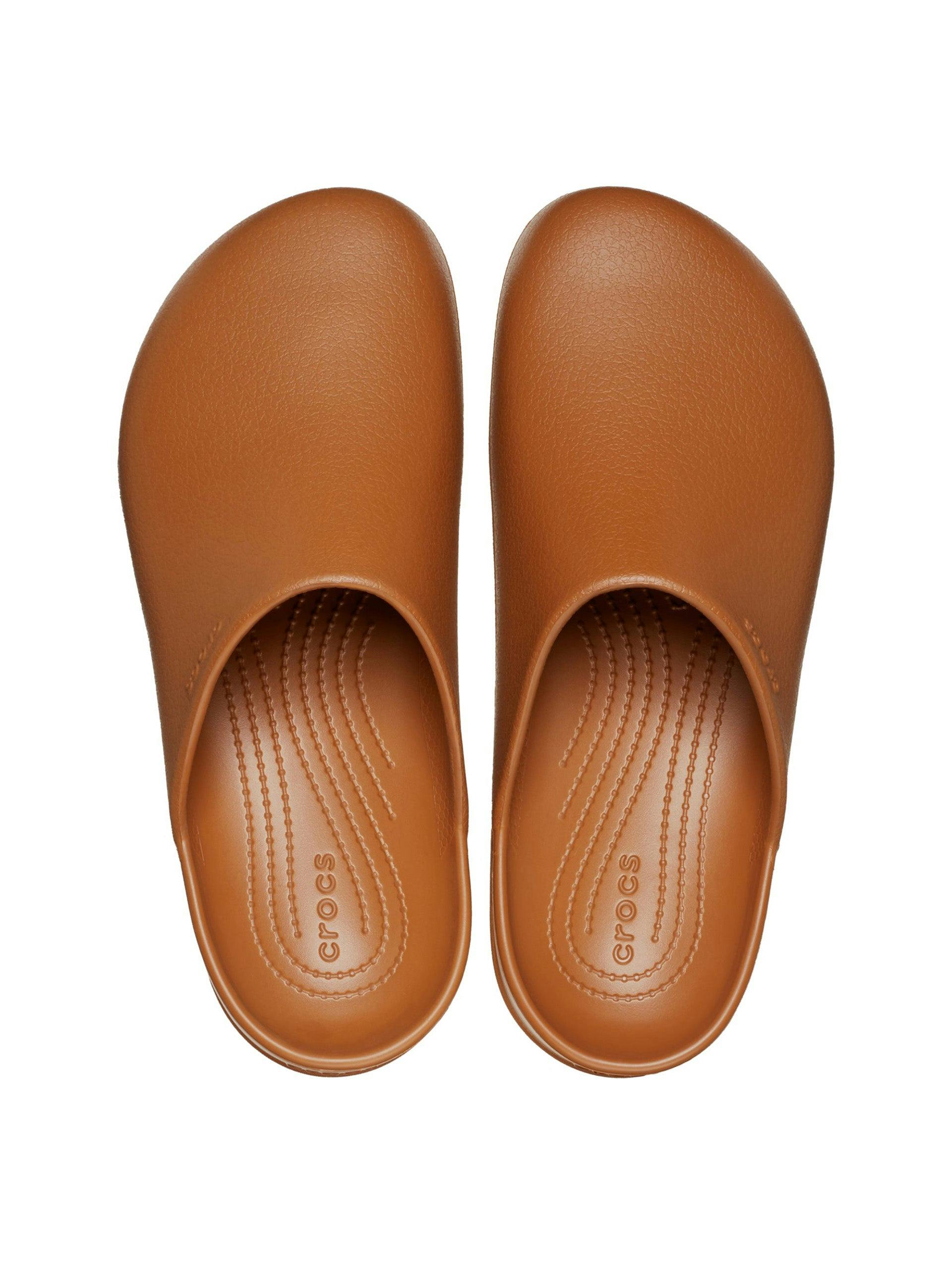 Dylan clogs