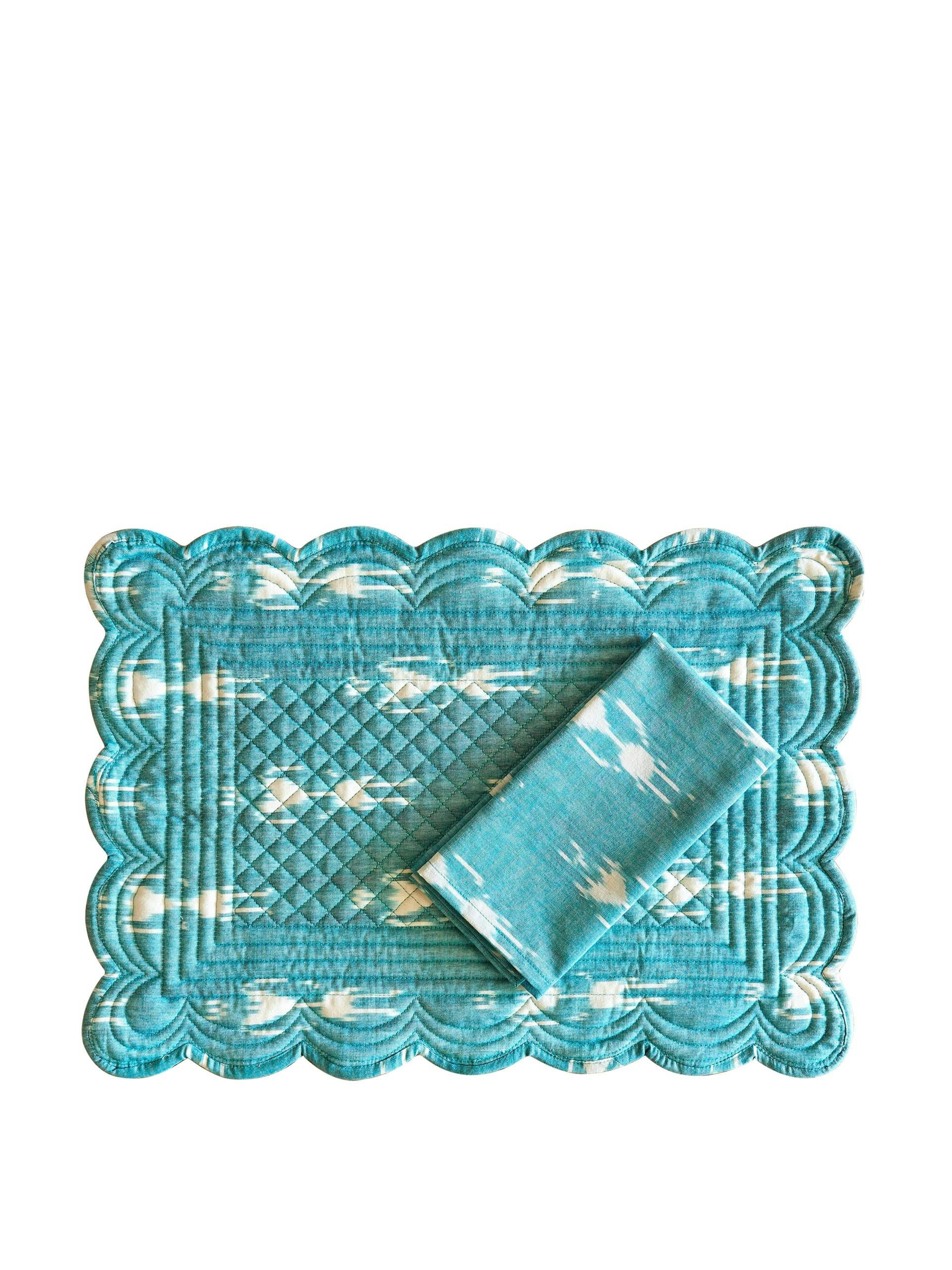Scalloped quilted ikat placemat and napkin set