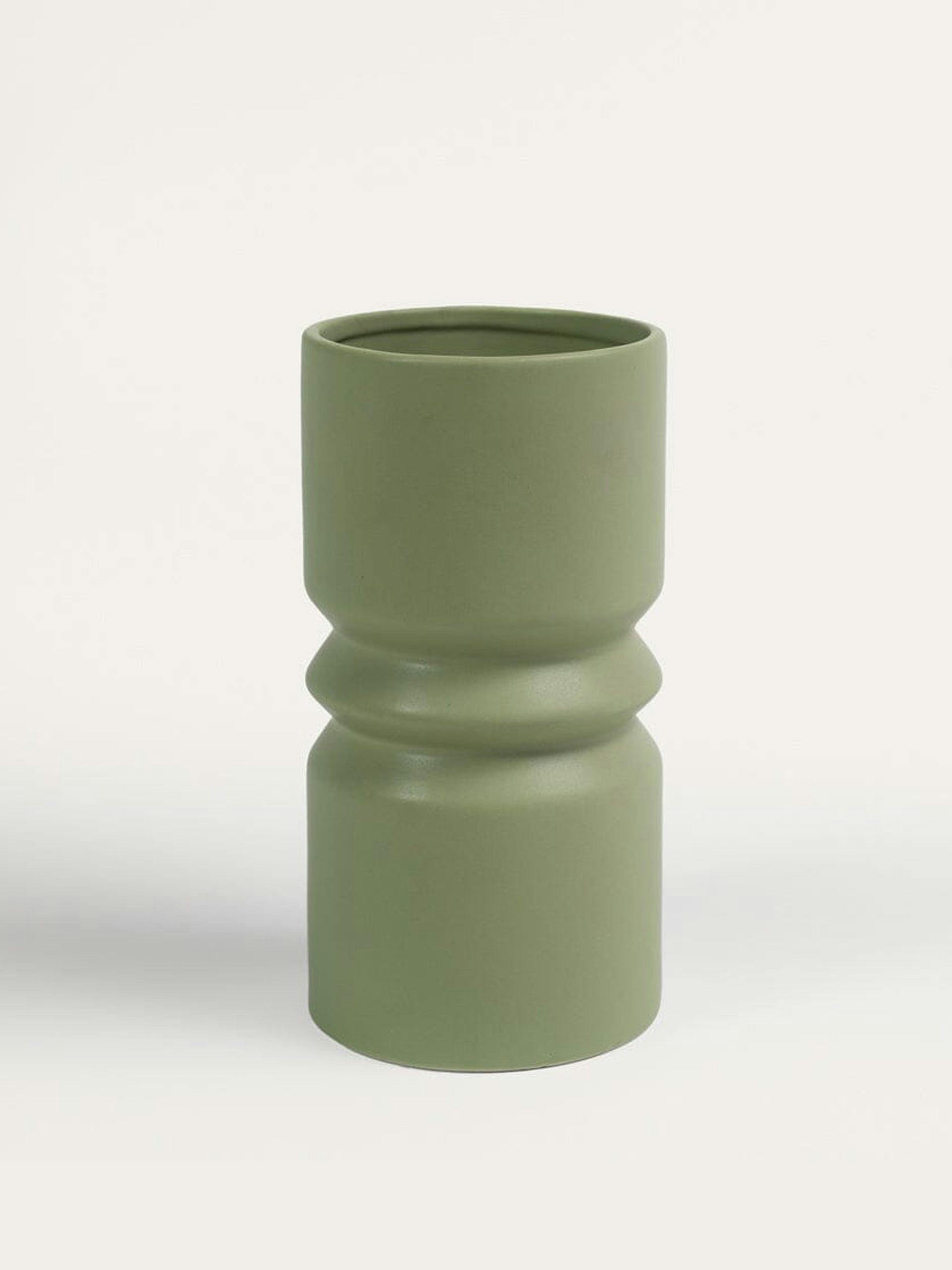 Green synched ceramic vase