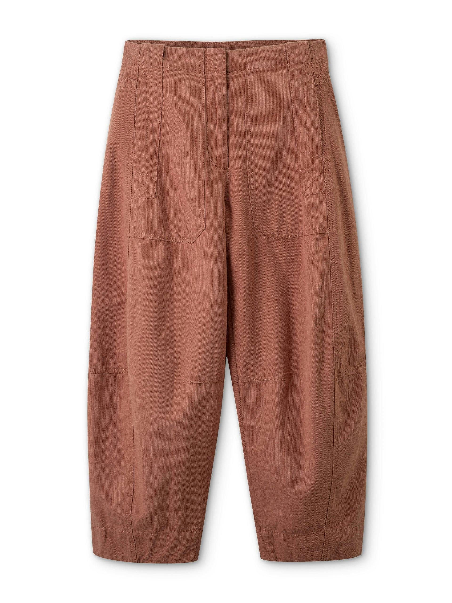 Extreme tapered utility pant