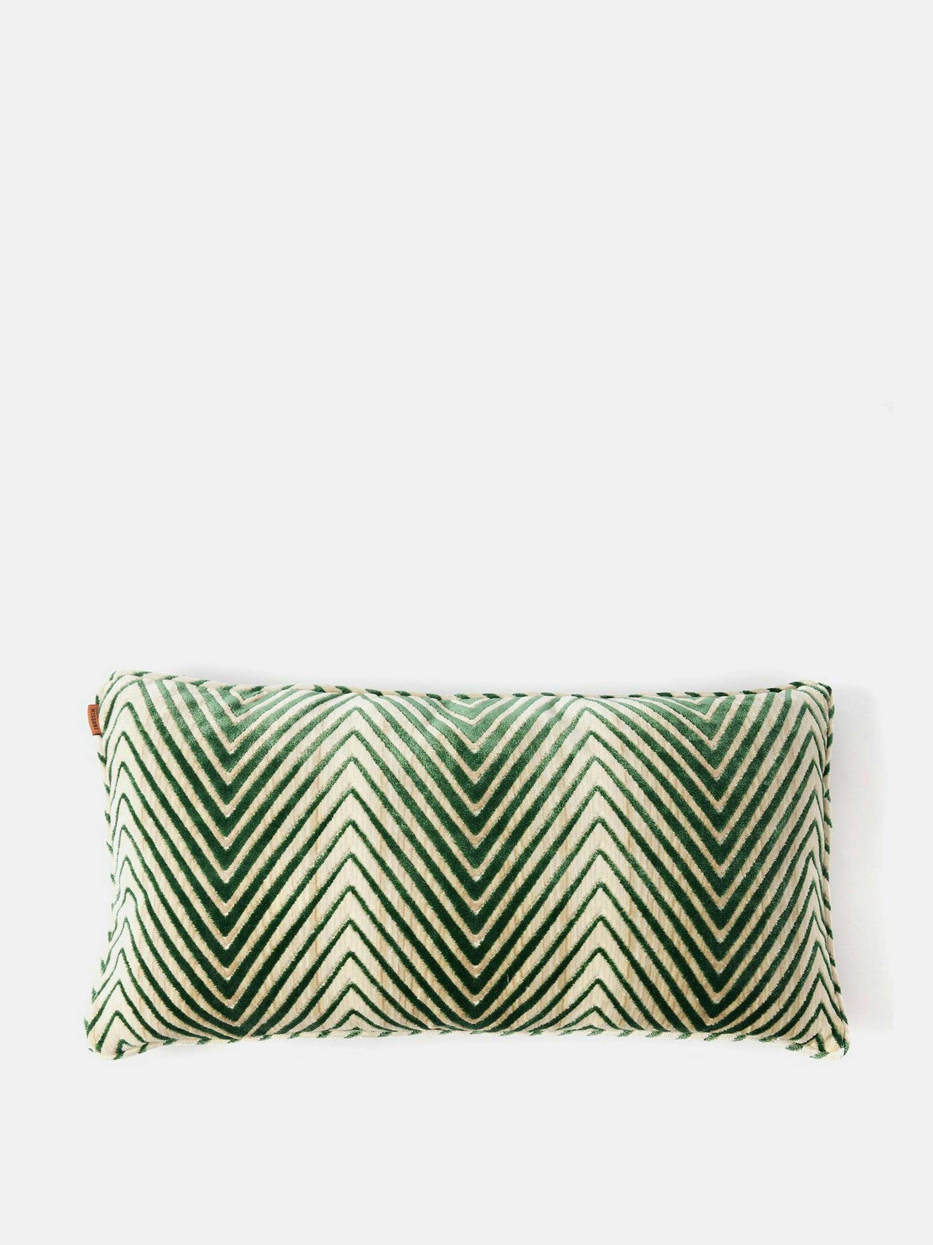 Green zigzag-jacquard cushion