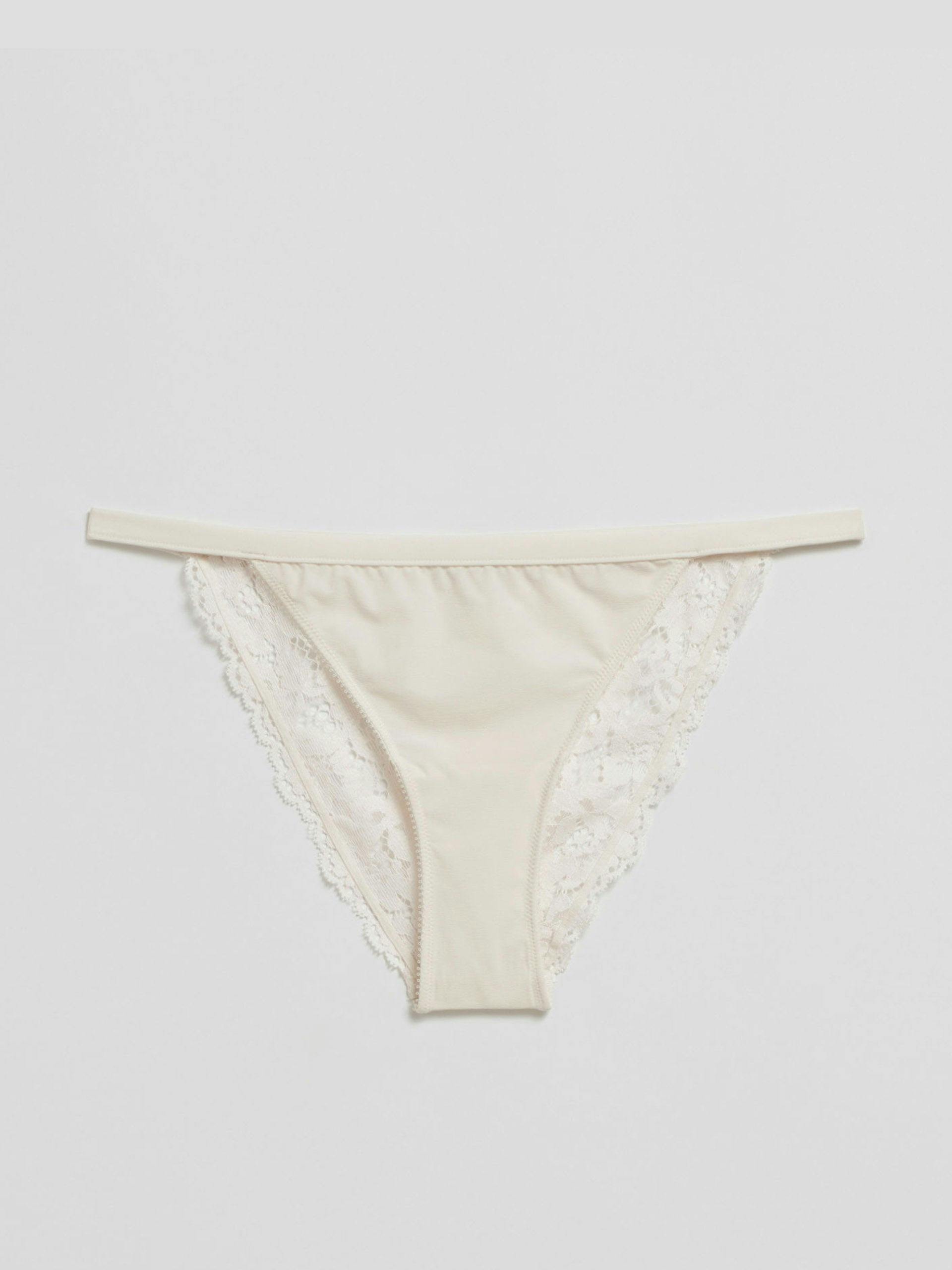 Scalloped lace mini briefs