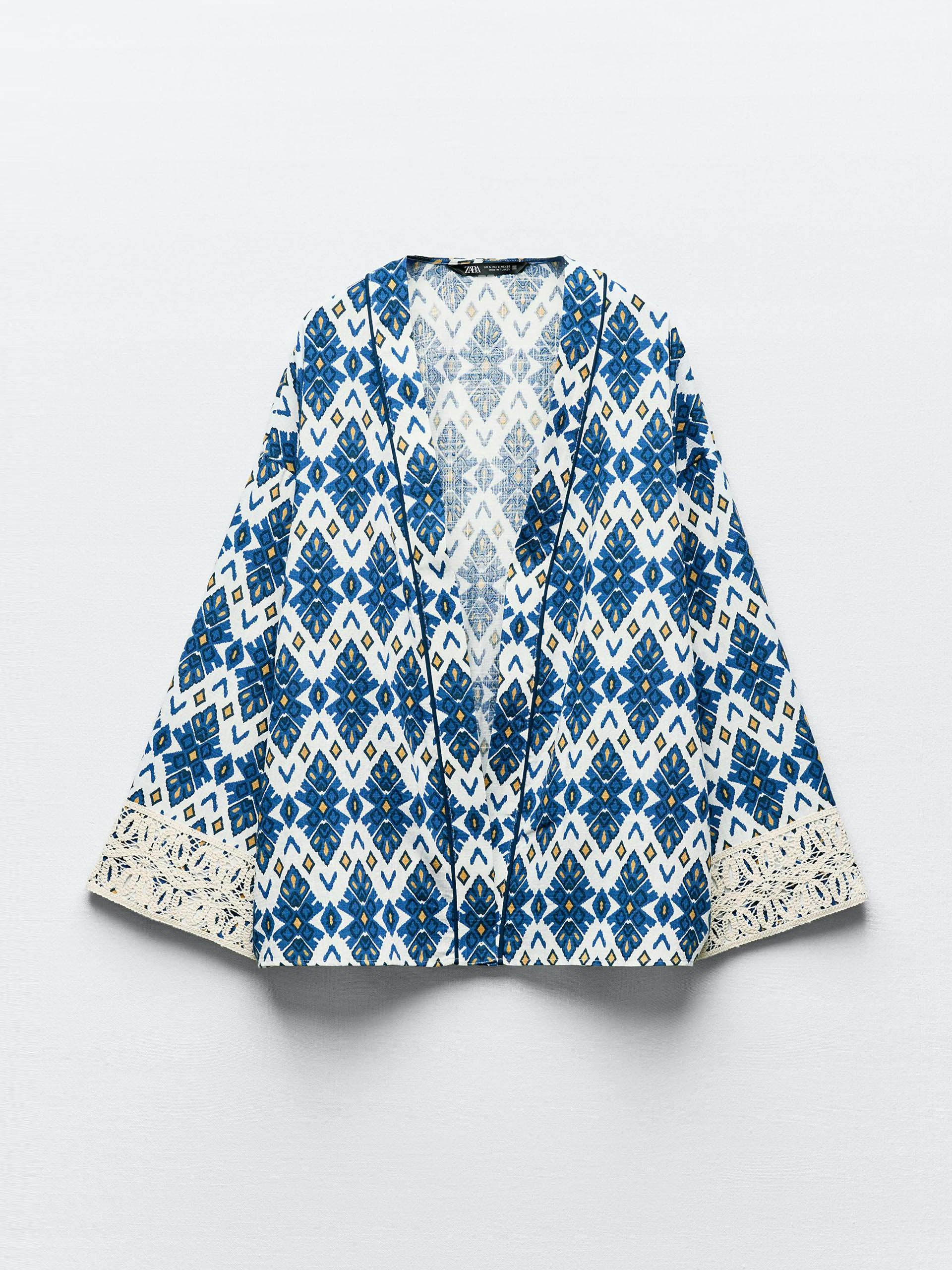 Printed jacket with trims