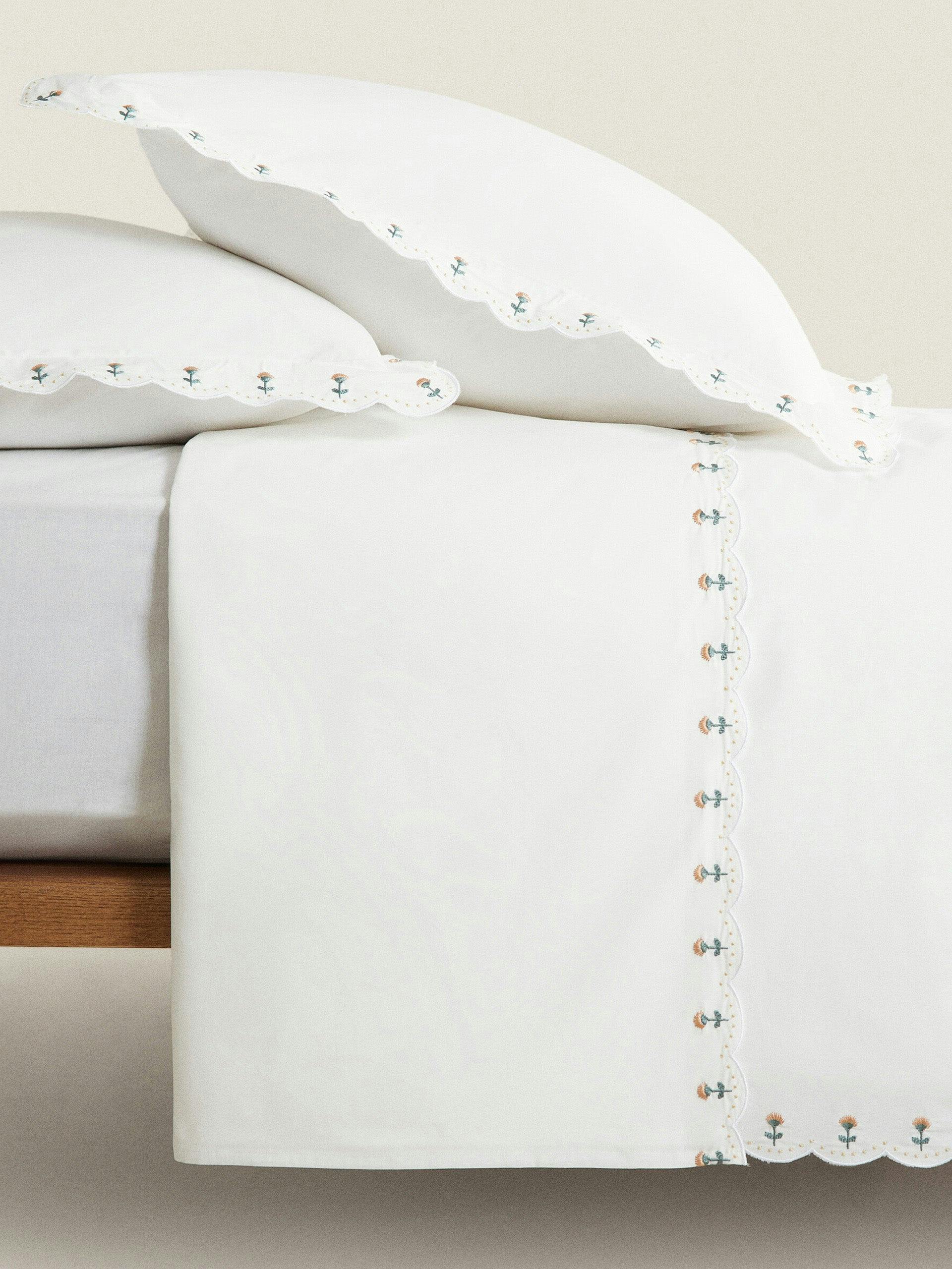 White embroidered double duvet cover