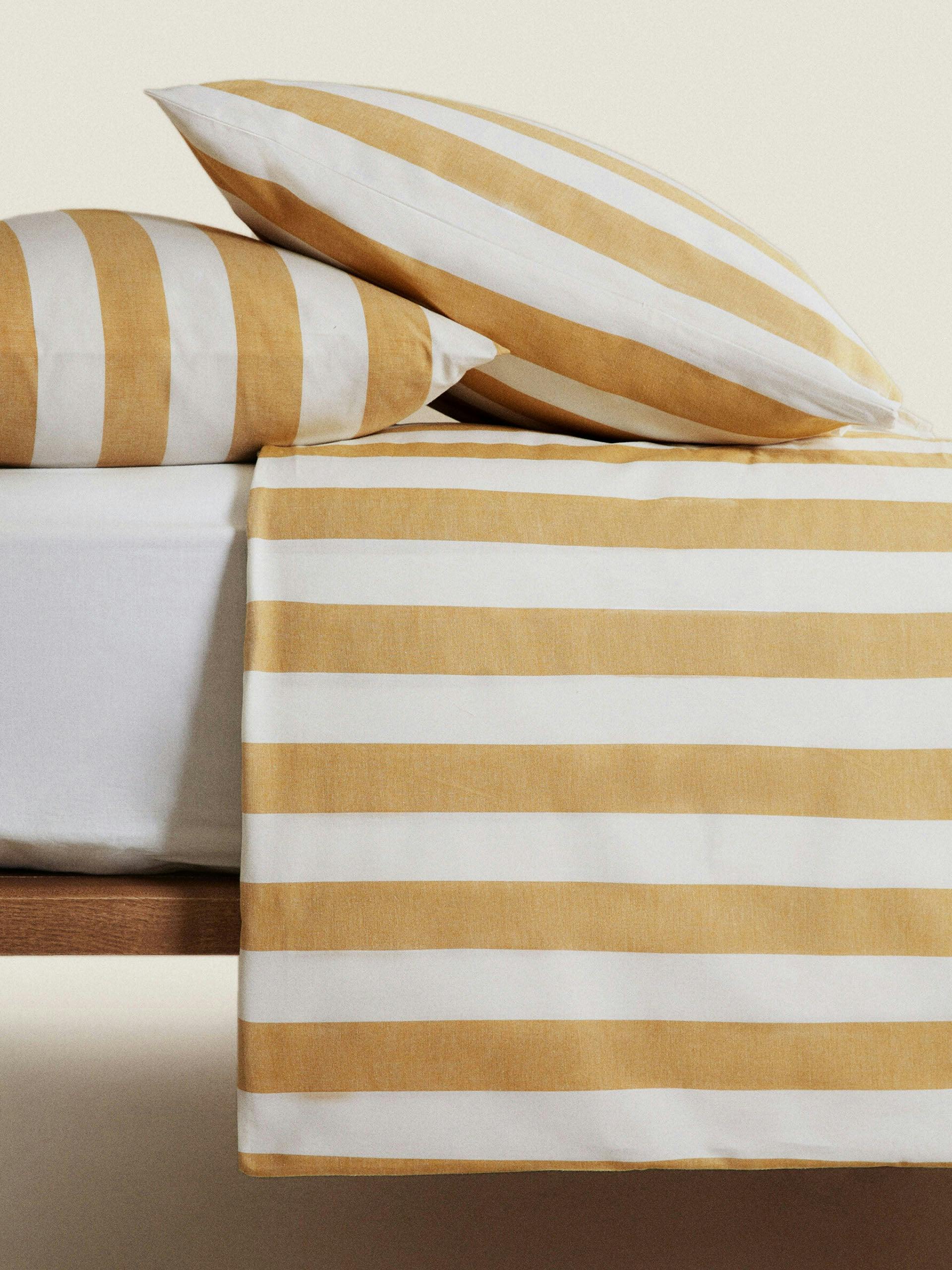 Yellow striped double duvet cover