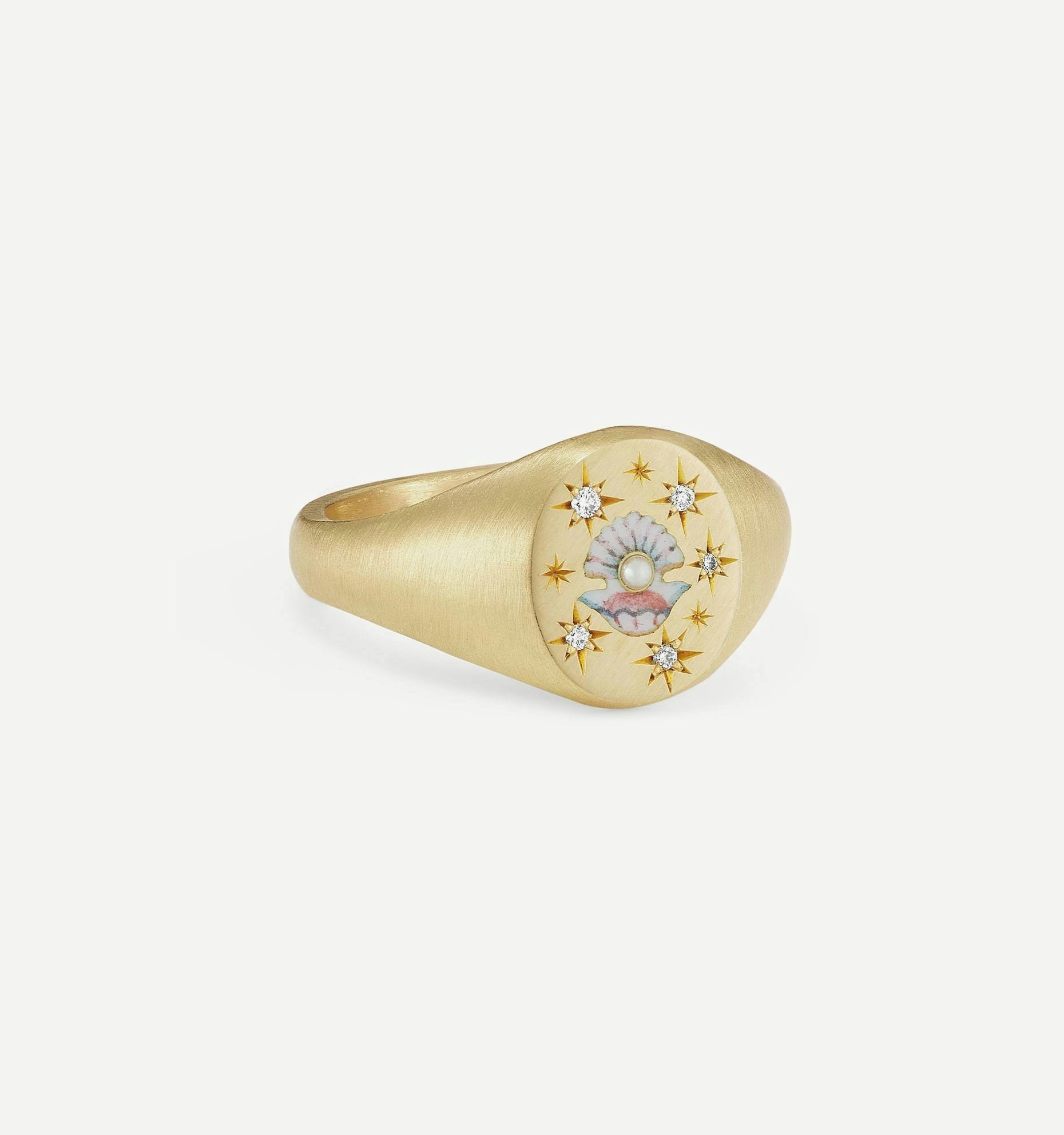 Clam & pearl gold hand-painted enamel ring