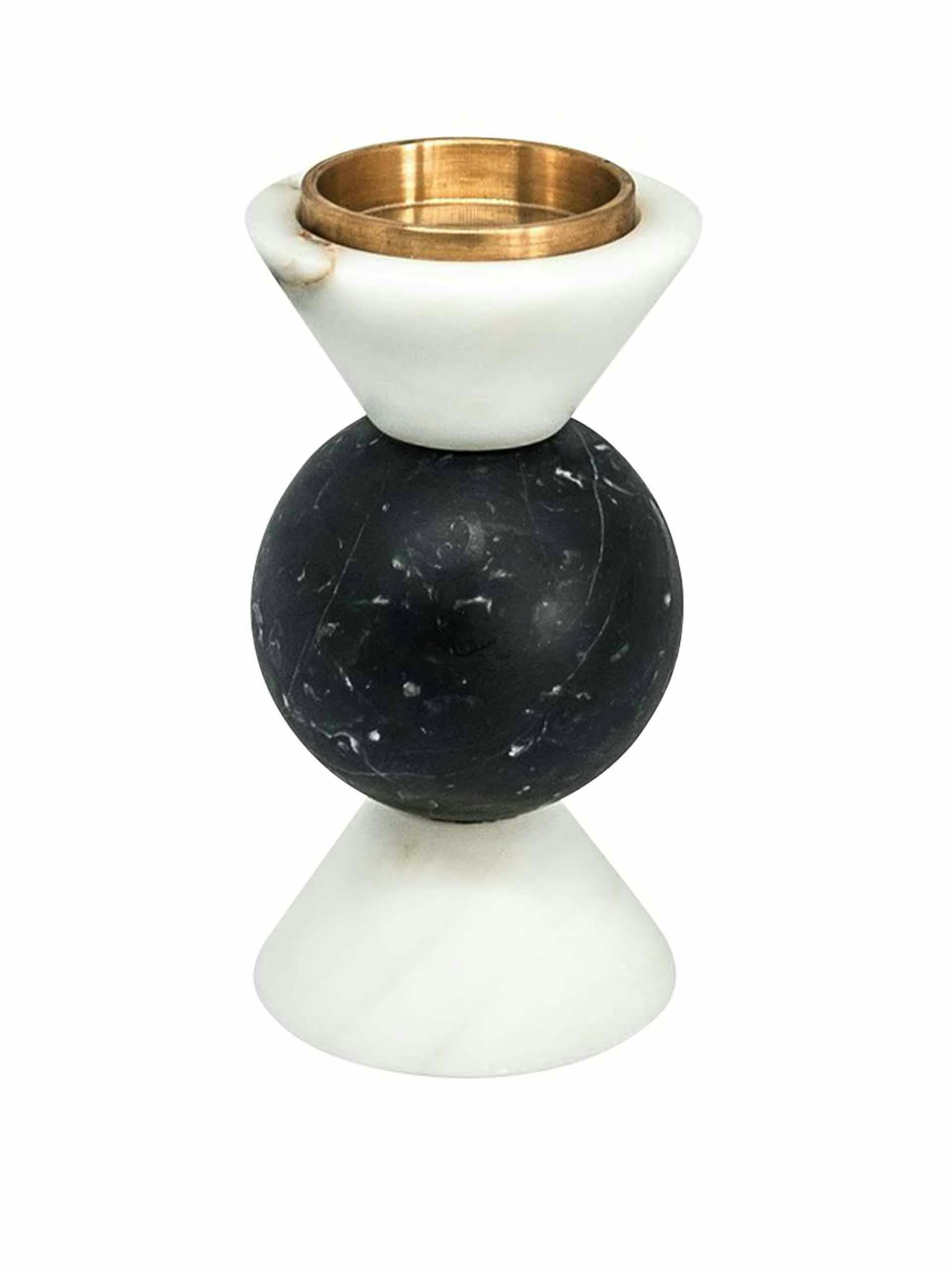 Black and white marble candleholder