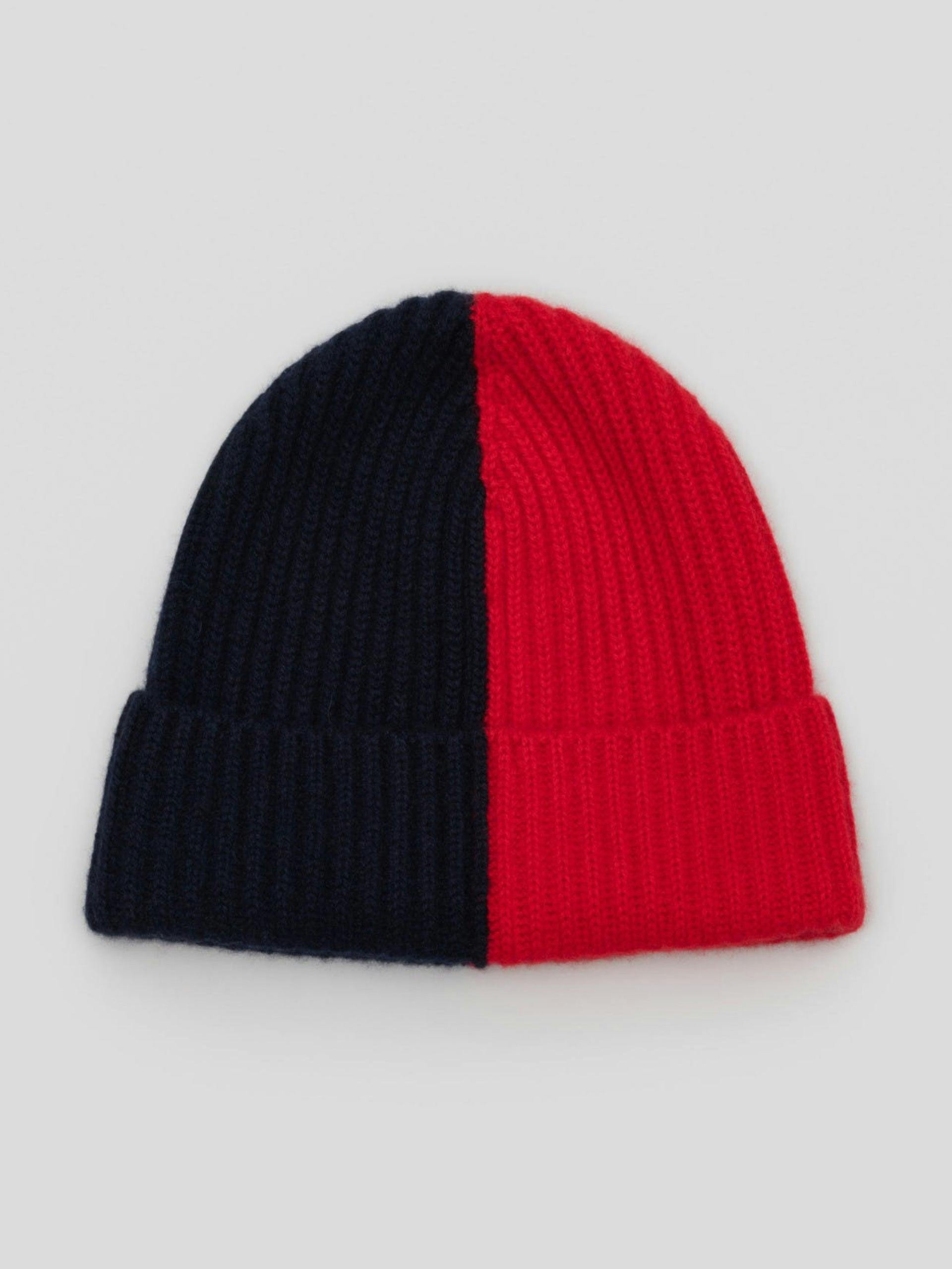 Two-colored beanie hat