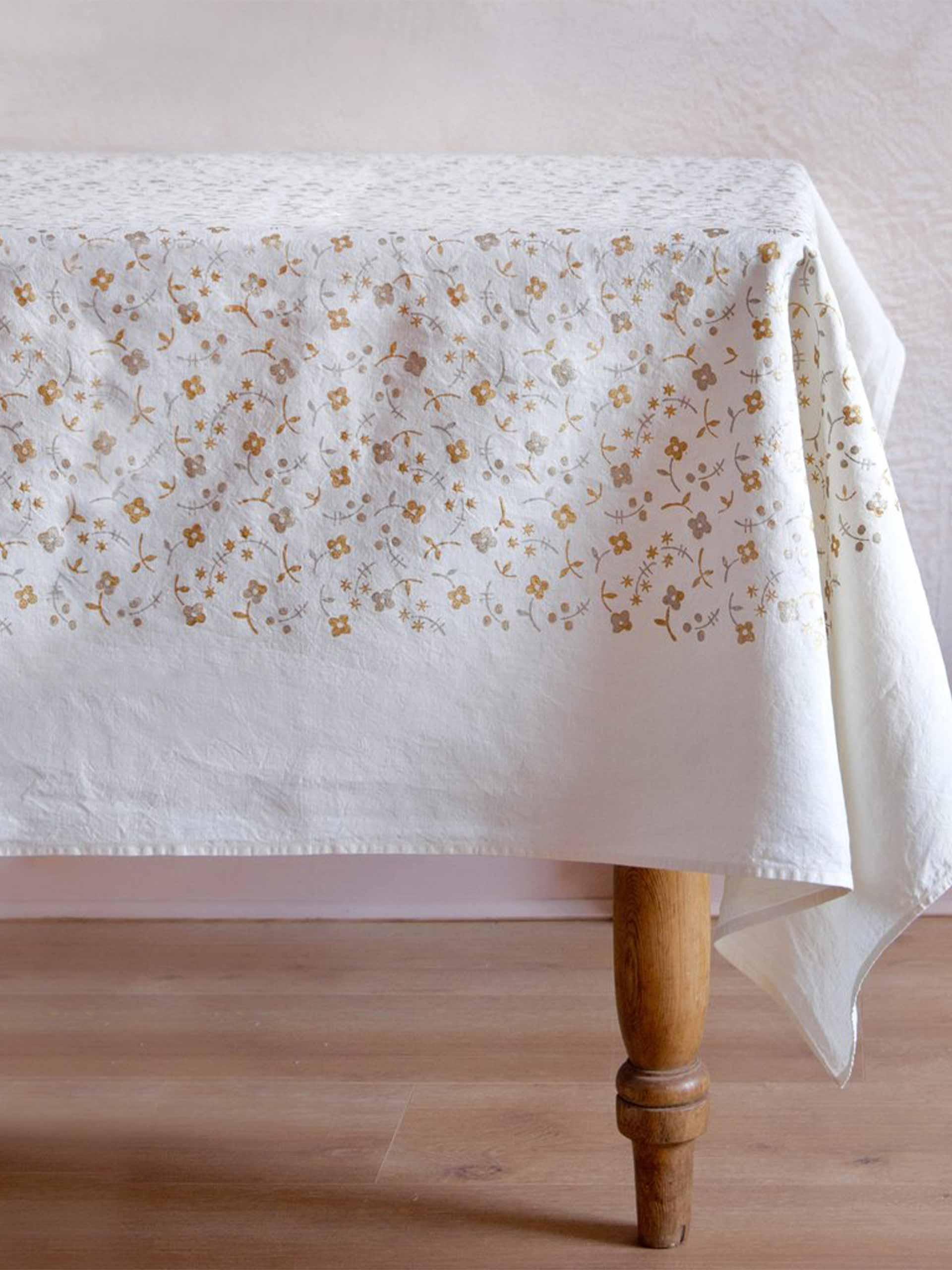 Floral linen tablecloth