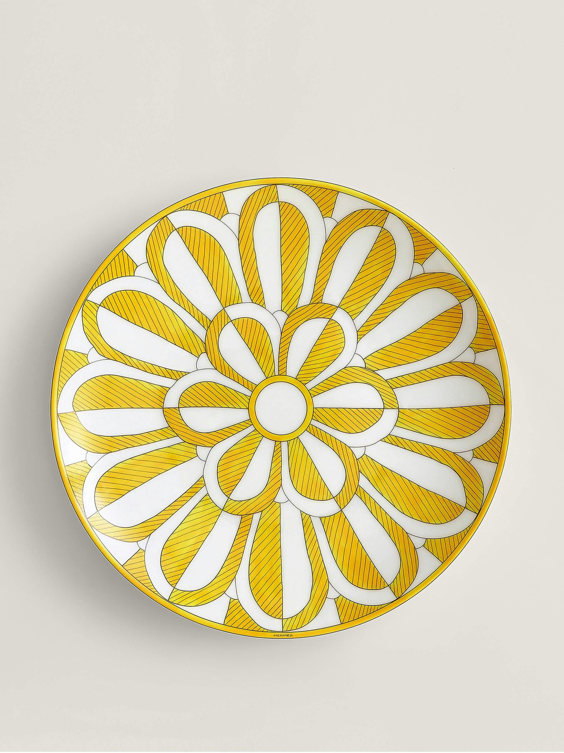 Porcelain desert plate