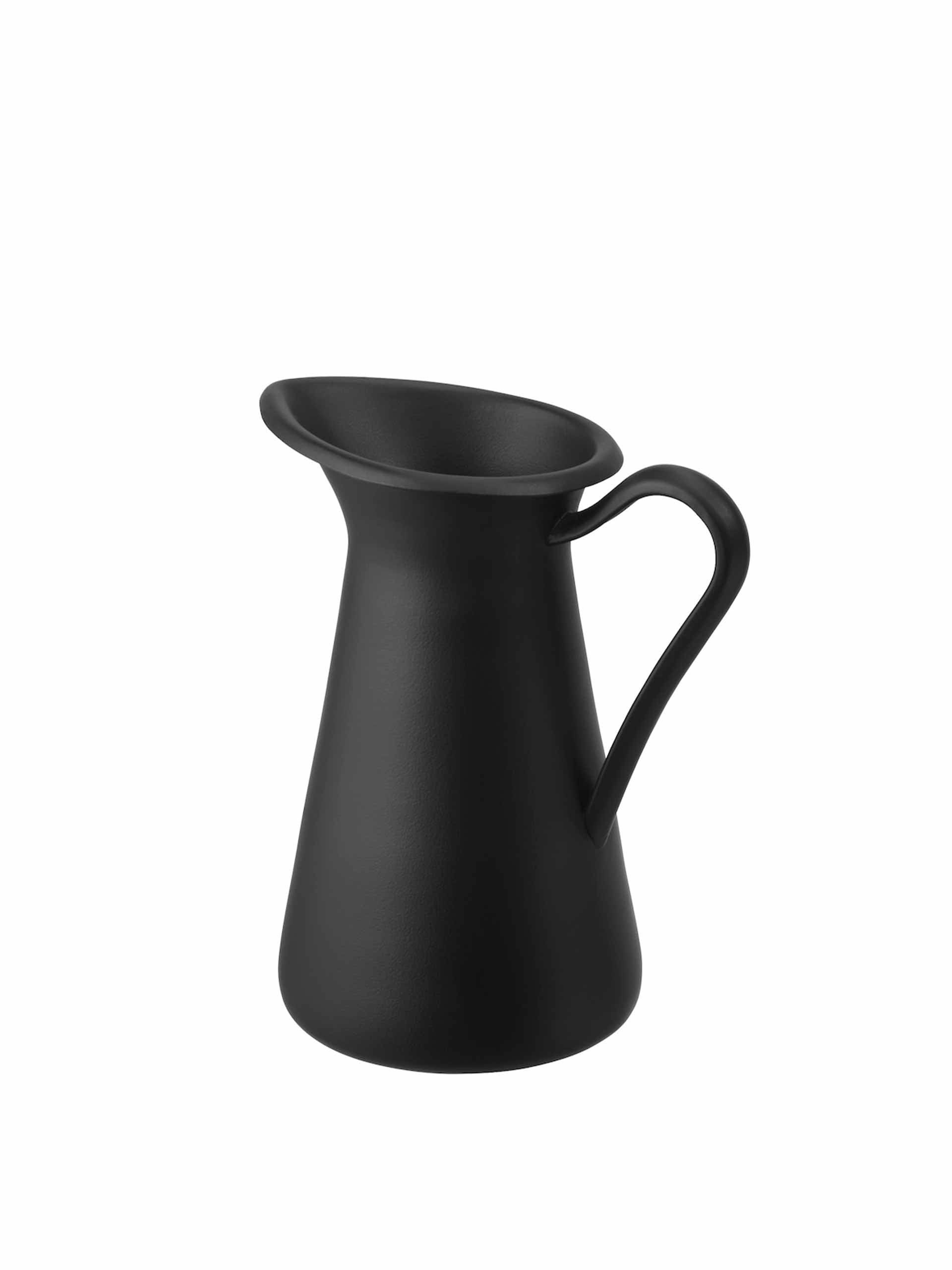 Black enamel vase