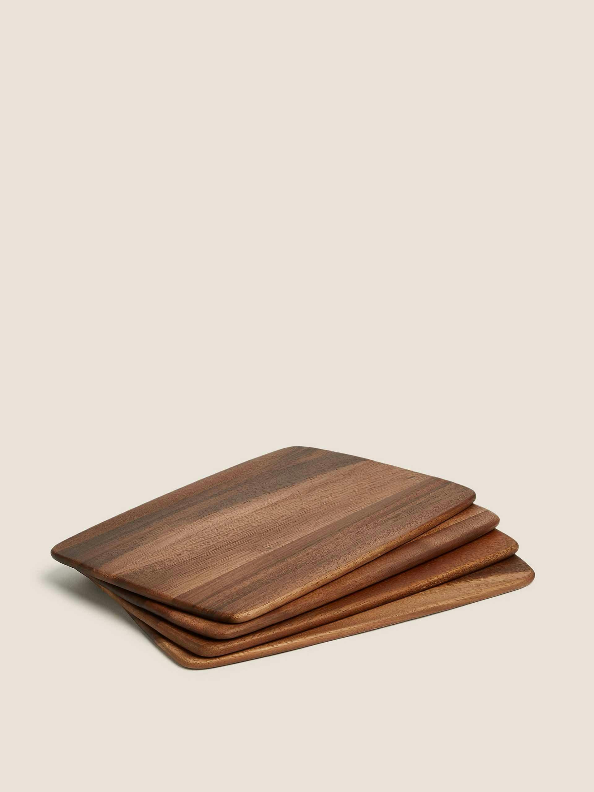 Acacia wooden placemats (set of 4)