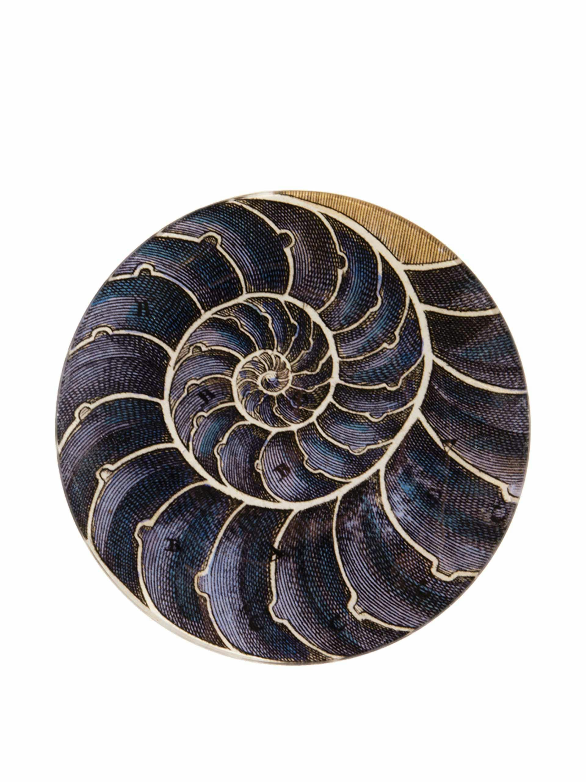 Handmade shell plate