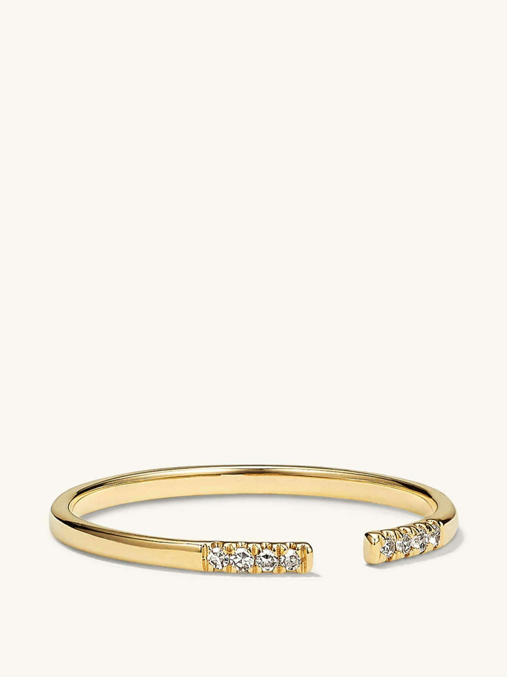 14kt yellow gold and diamond ring