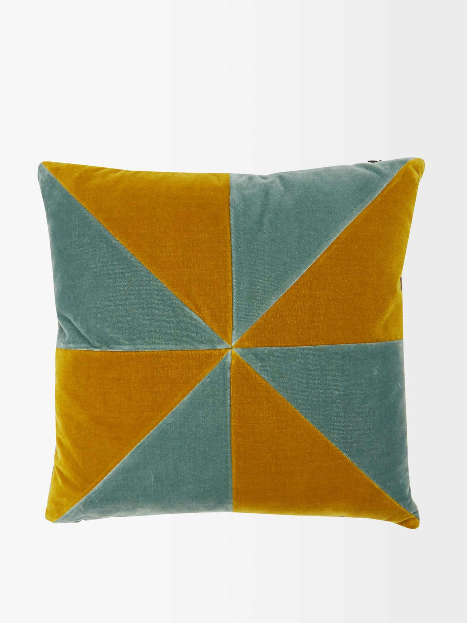 Triangle cotton-velvet cushion