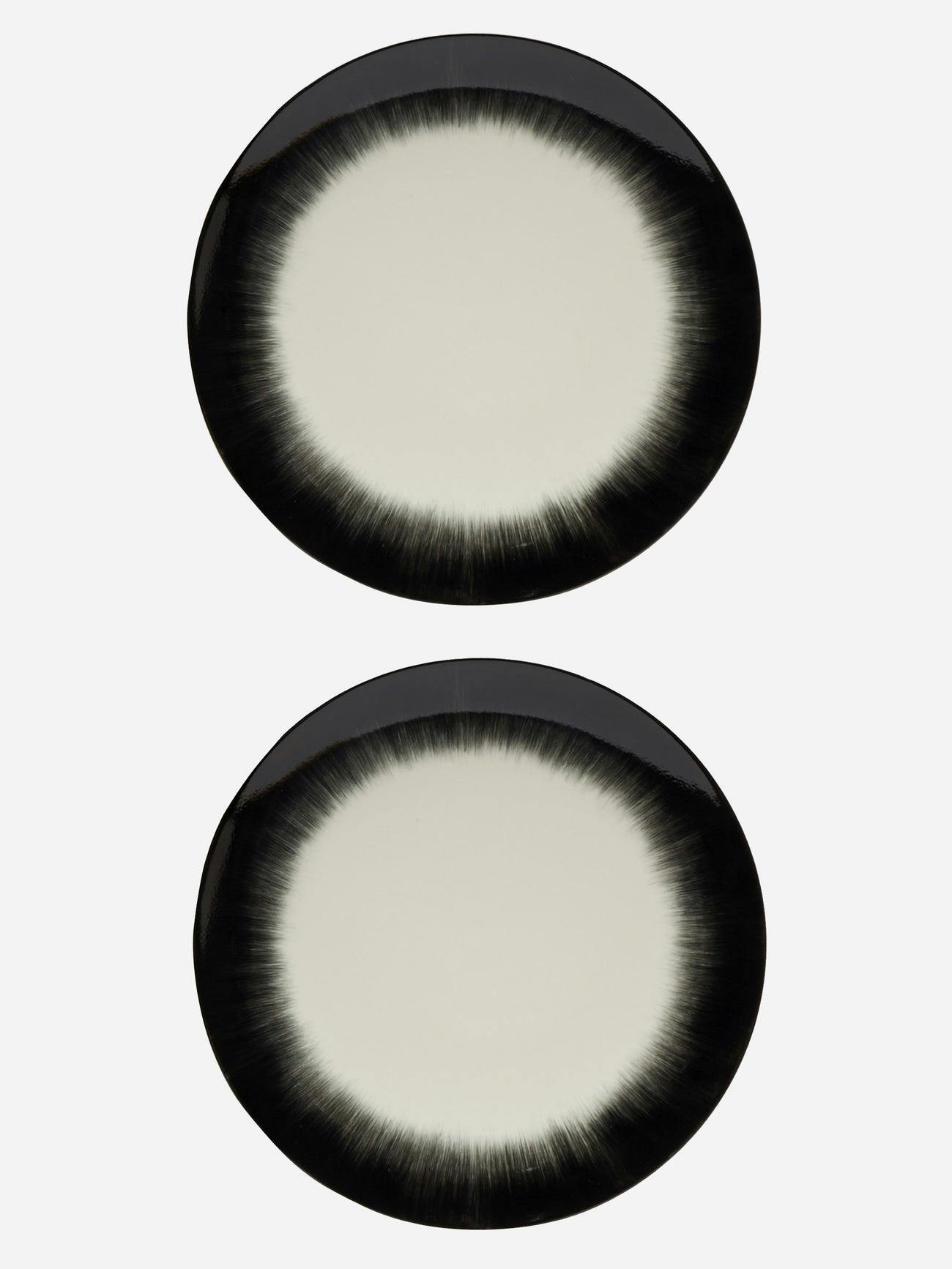 Glazed porcelain plates (set of 2)