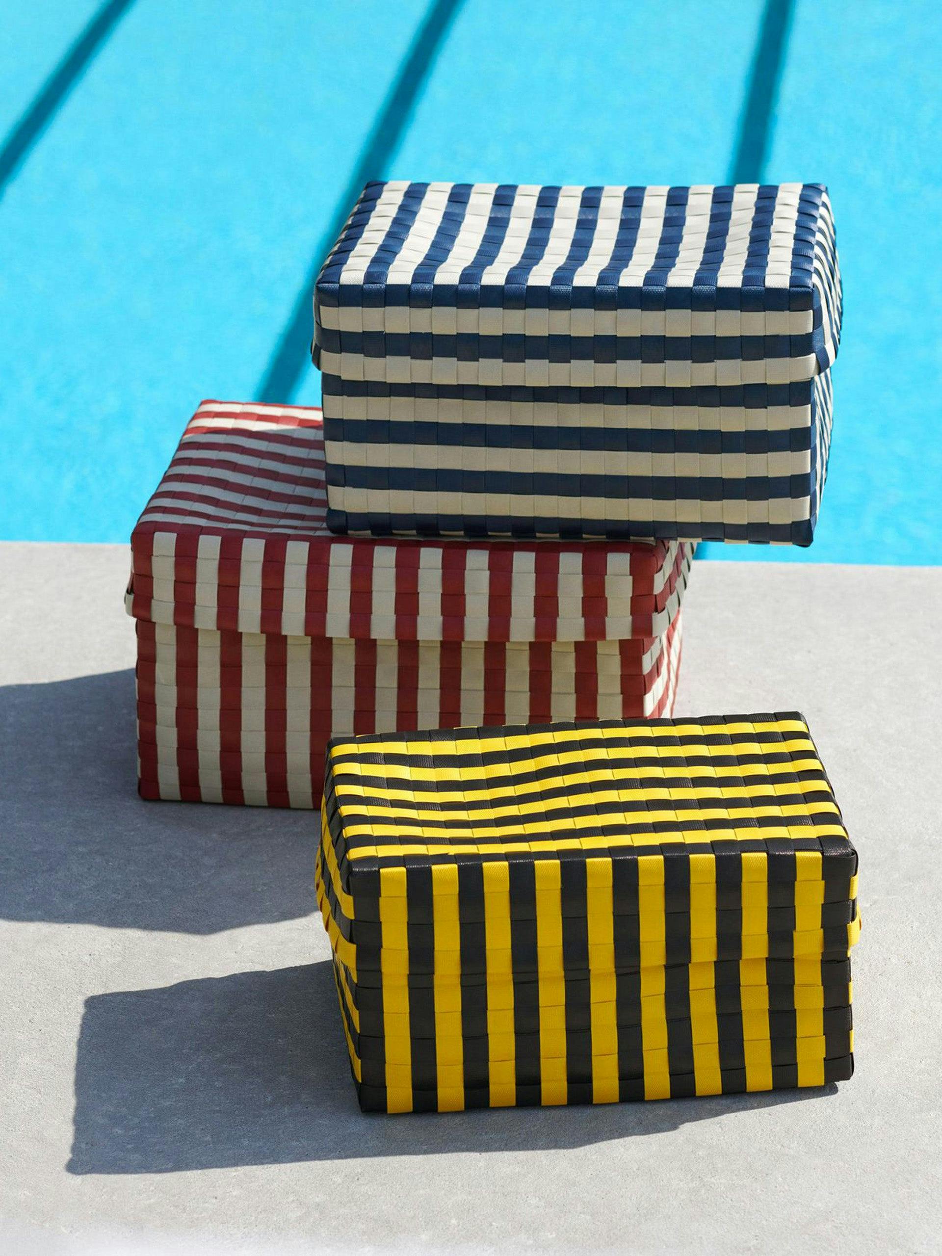 Maxim striped boxes
