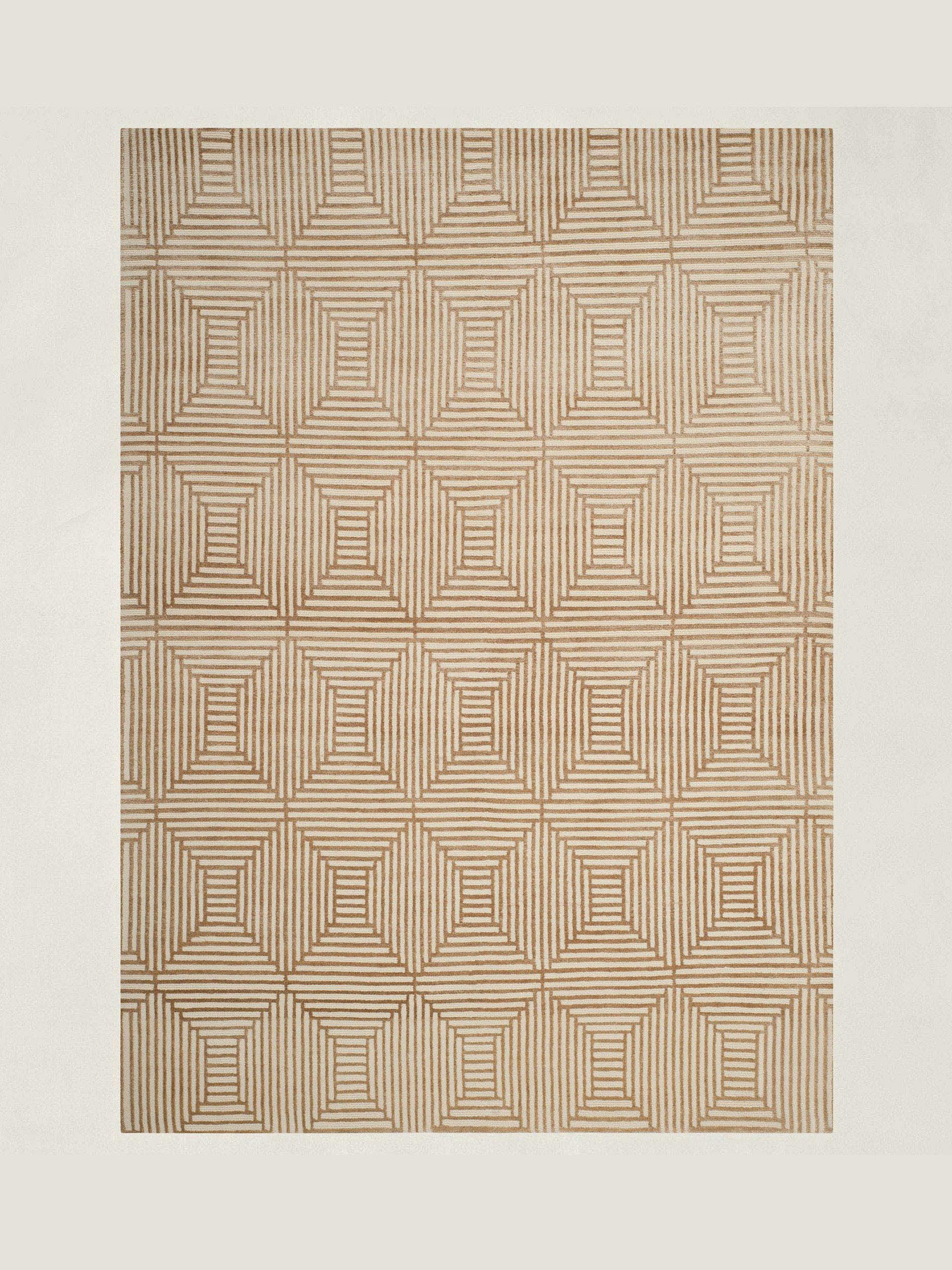 Geometric patterned rug