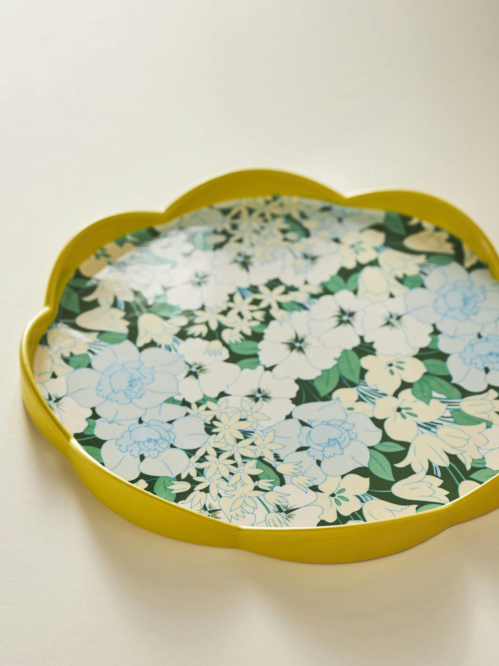 Lyla floral scalloped round serving tray