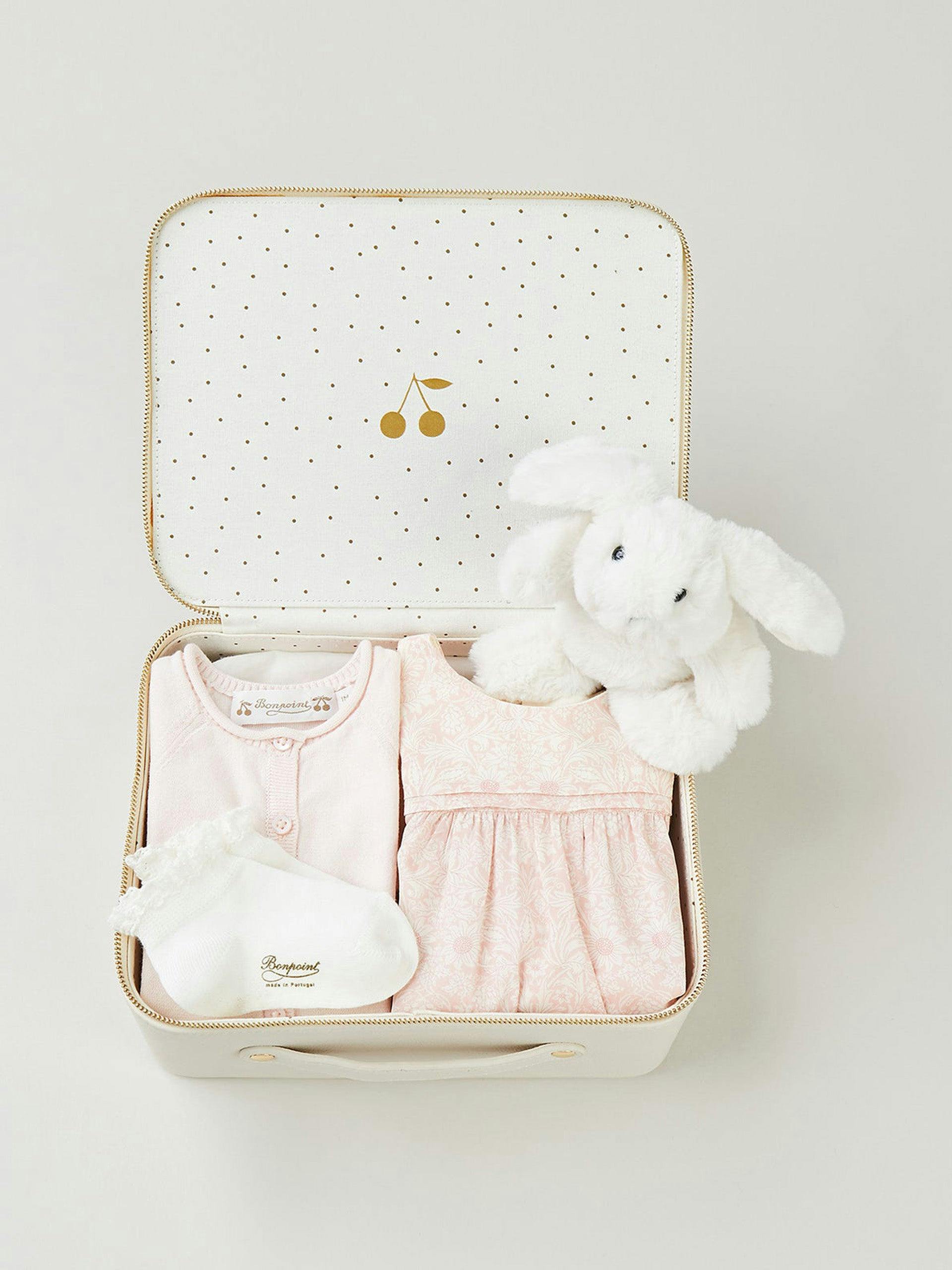 Newborn girl’s suitcase (set of 4 items)