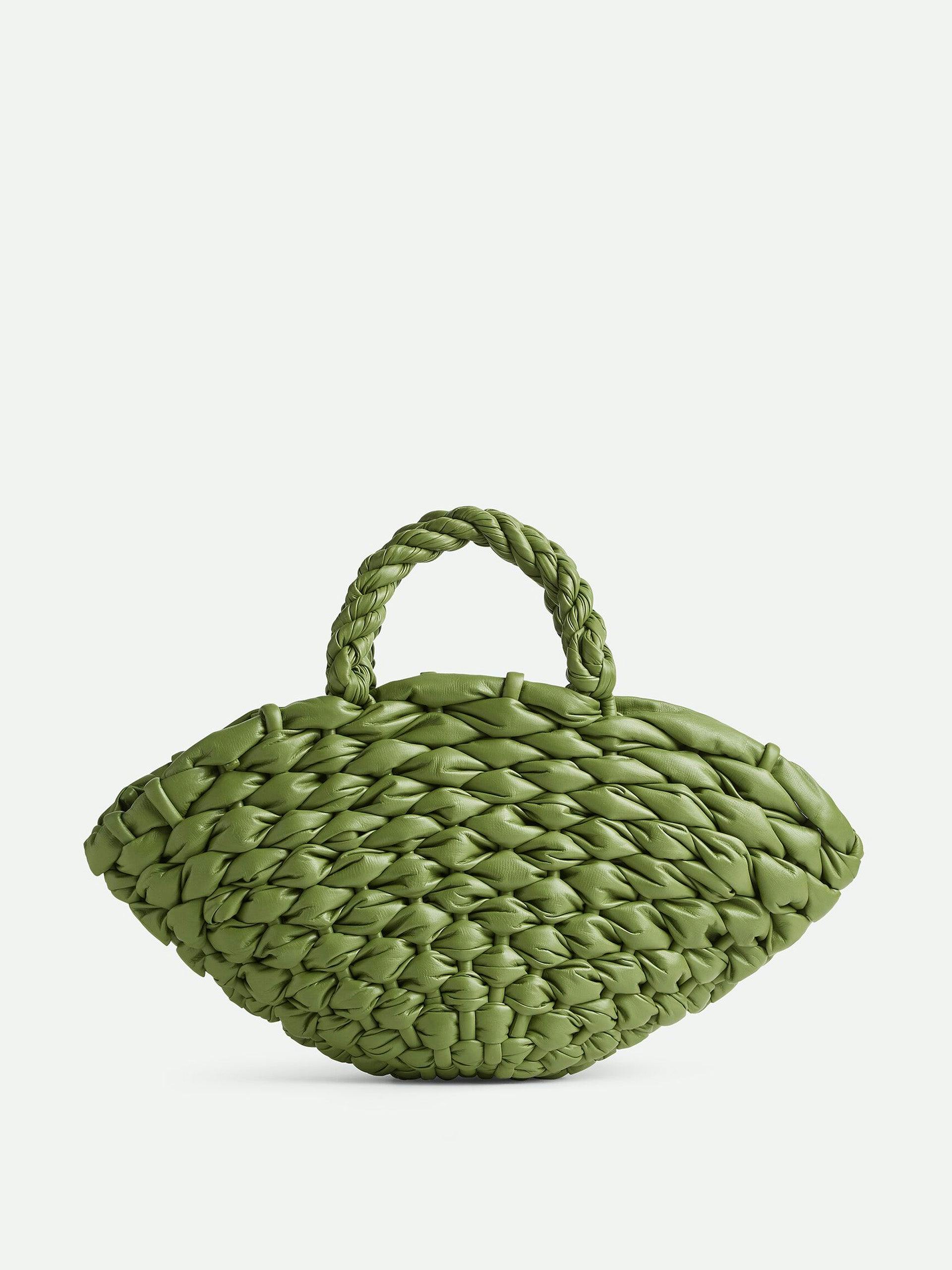 Small Clam basket in foulard intreccio leather