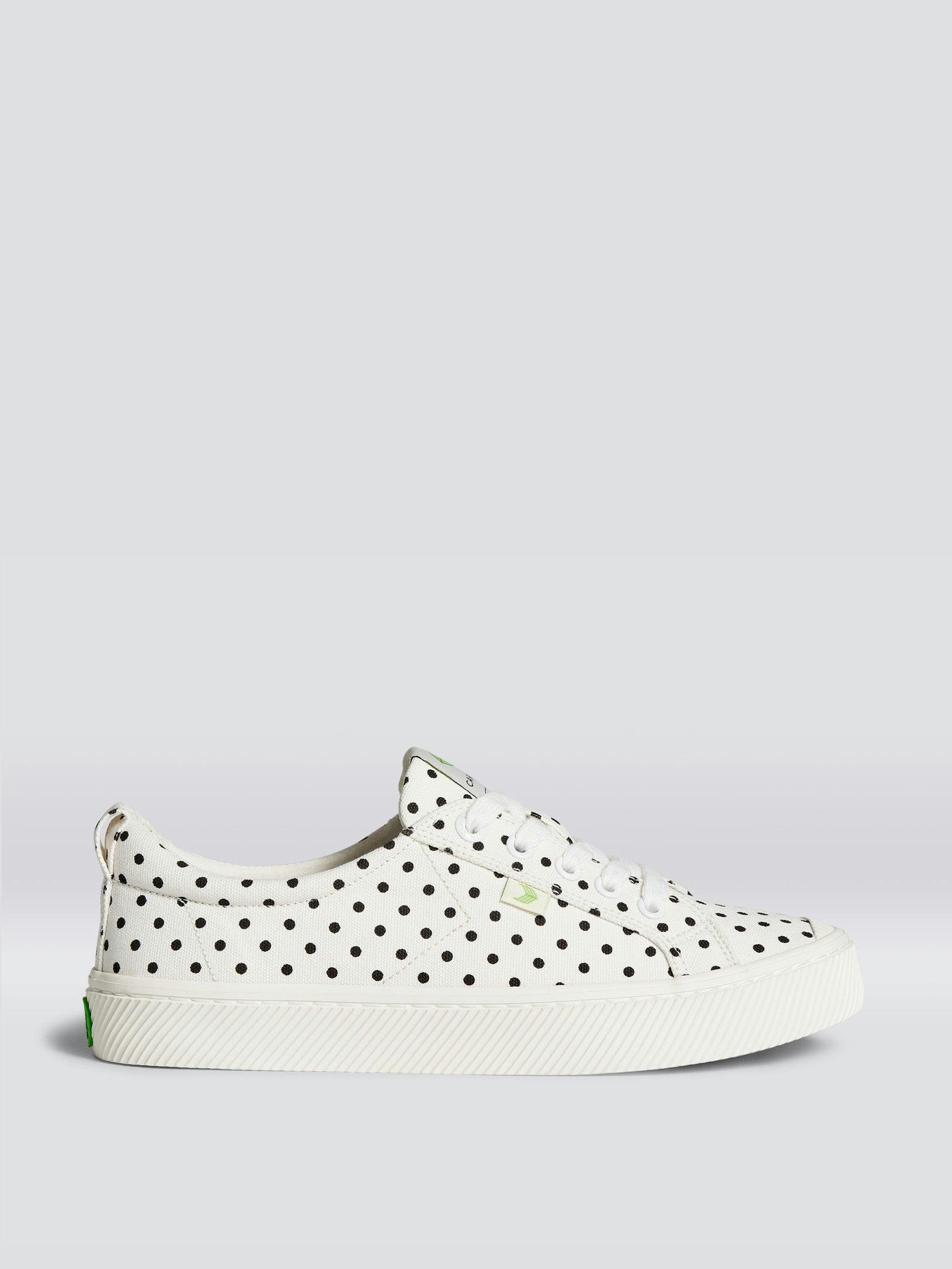 White polka dots sneakers