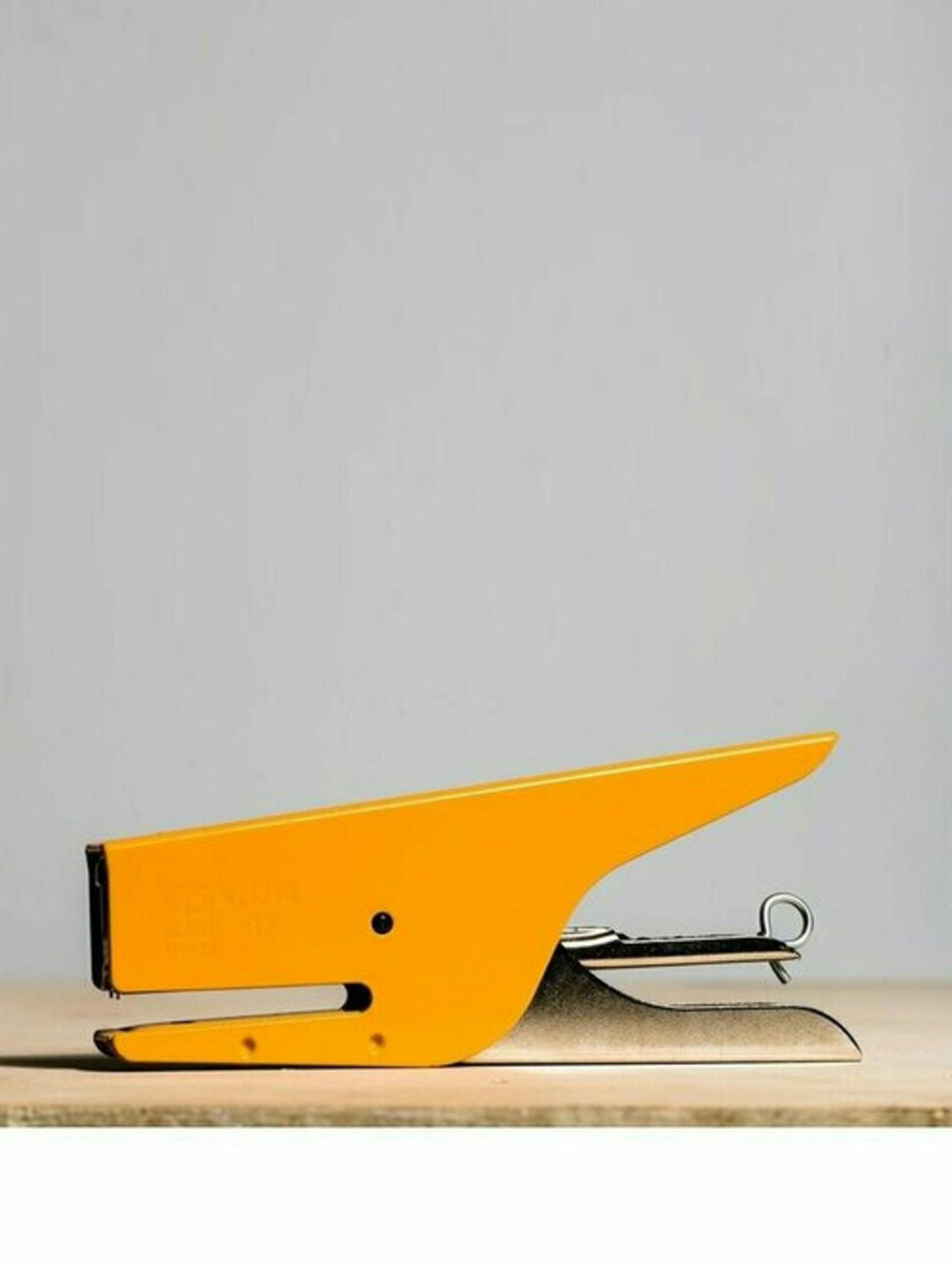Klizia 97 yellow stapler