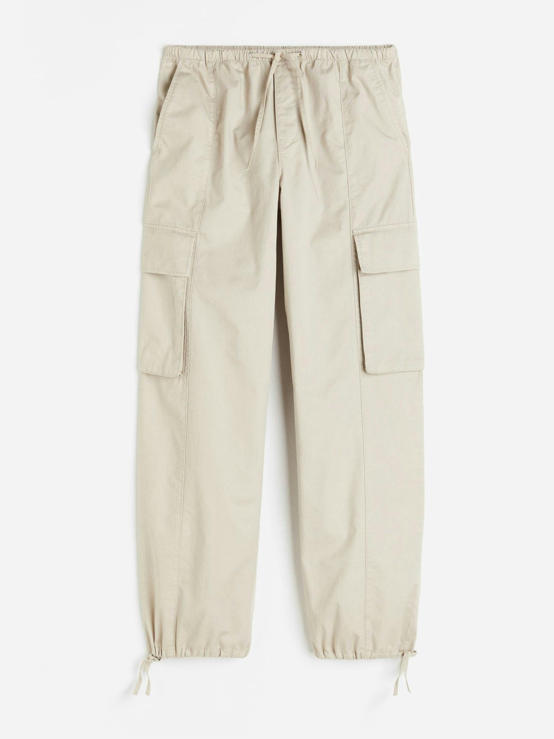Light beige cargo trousers