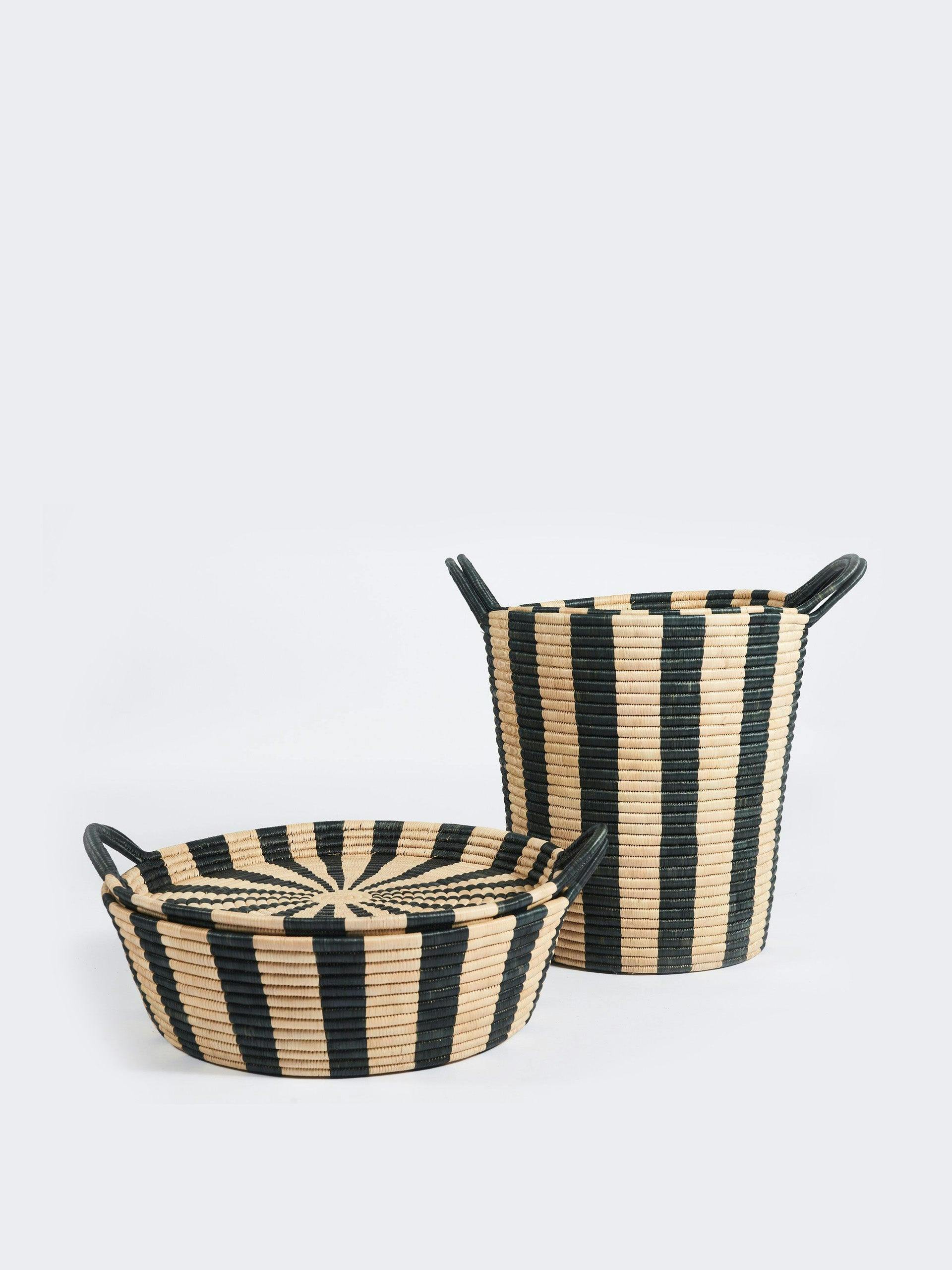 Small striped basket in black