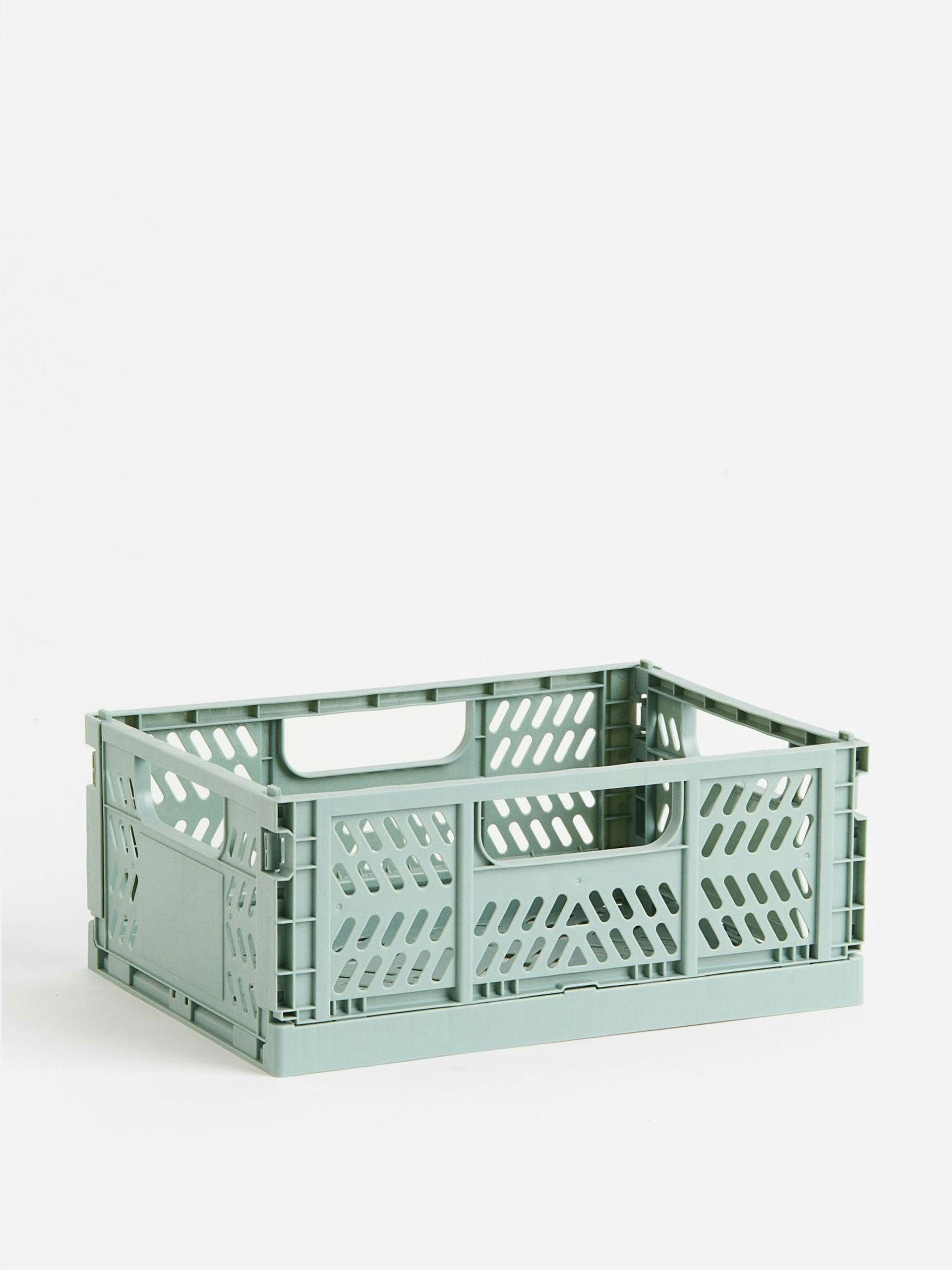 Foldable storage crate