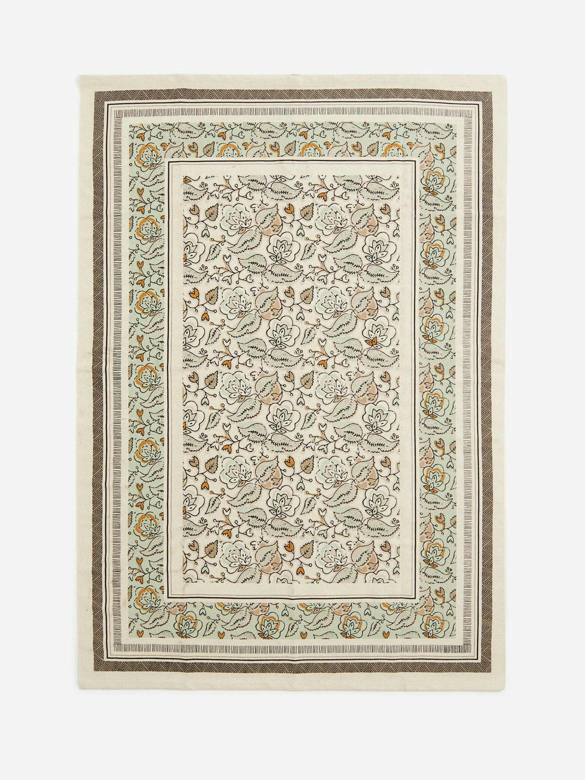 Patterned cotton rug