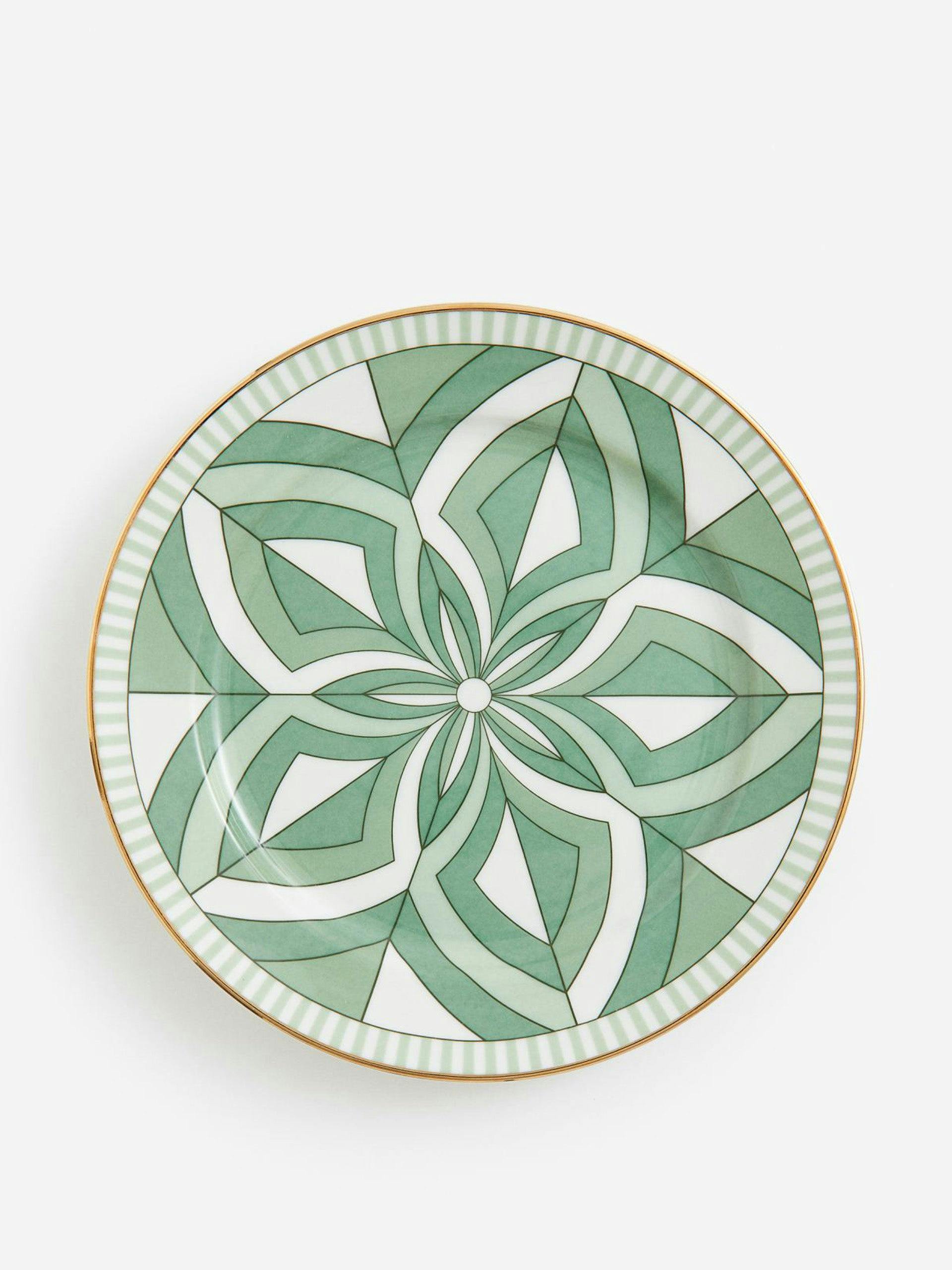 Porcelain medium plate