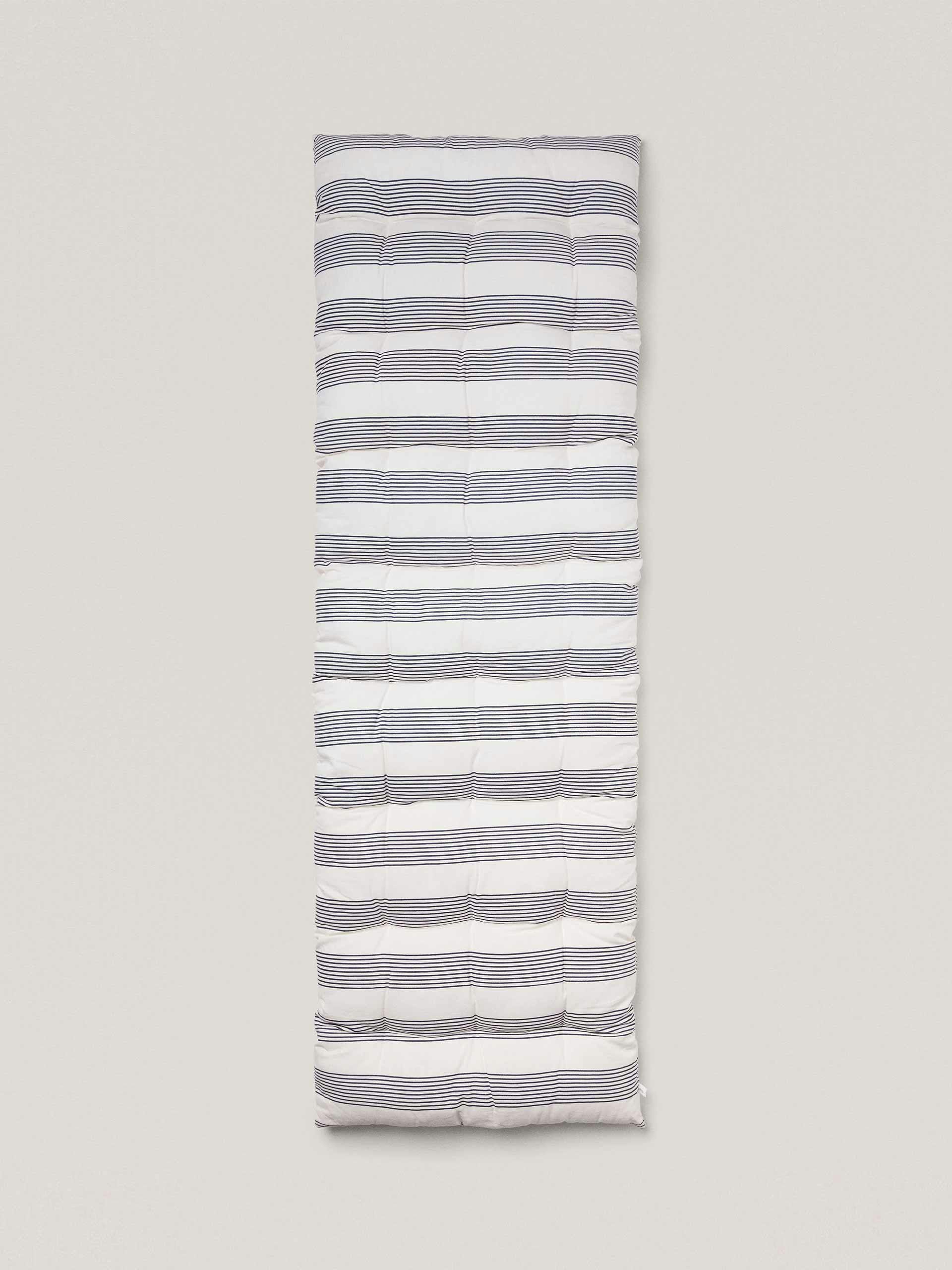 Striped cotton sofa topper