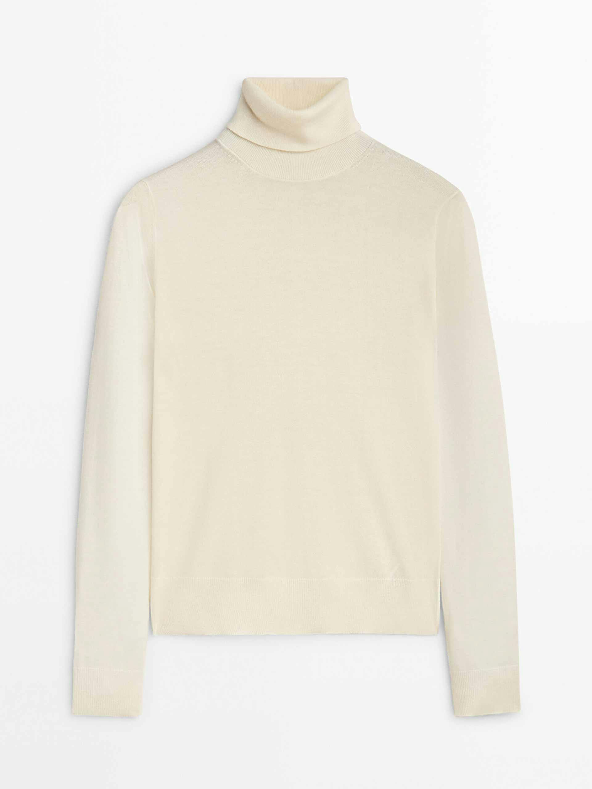 White long-sleeve high neck sweater