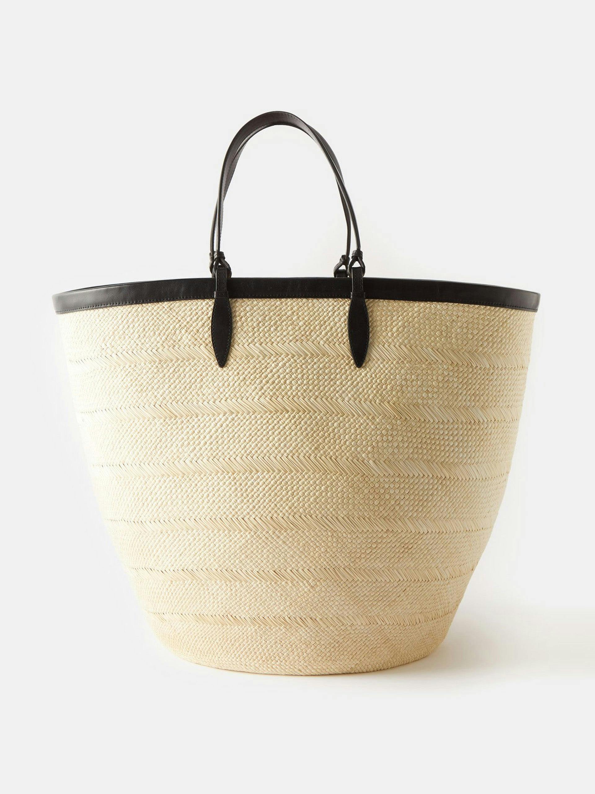 Large Iraca-woven basket bag