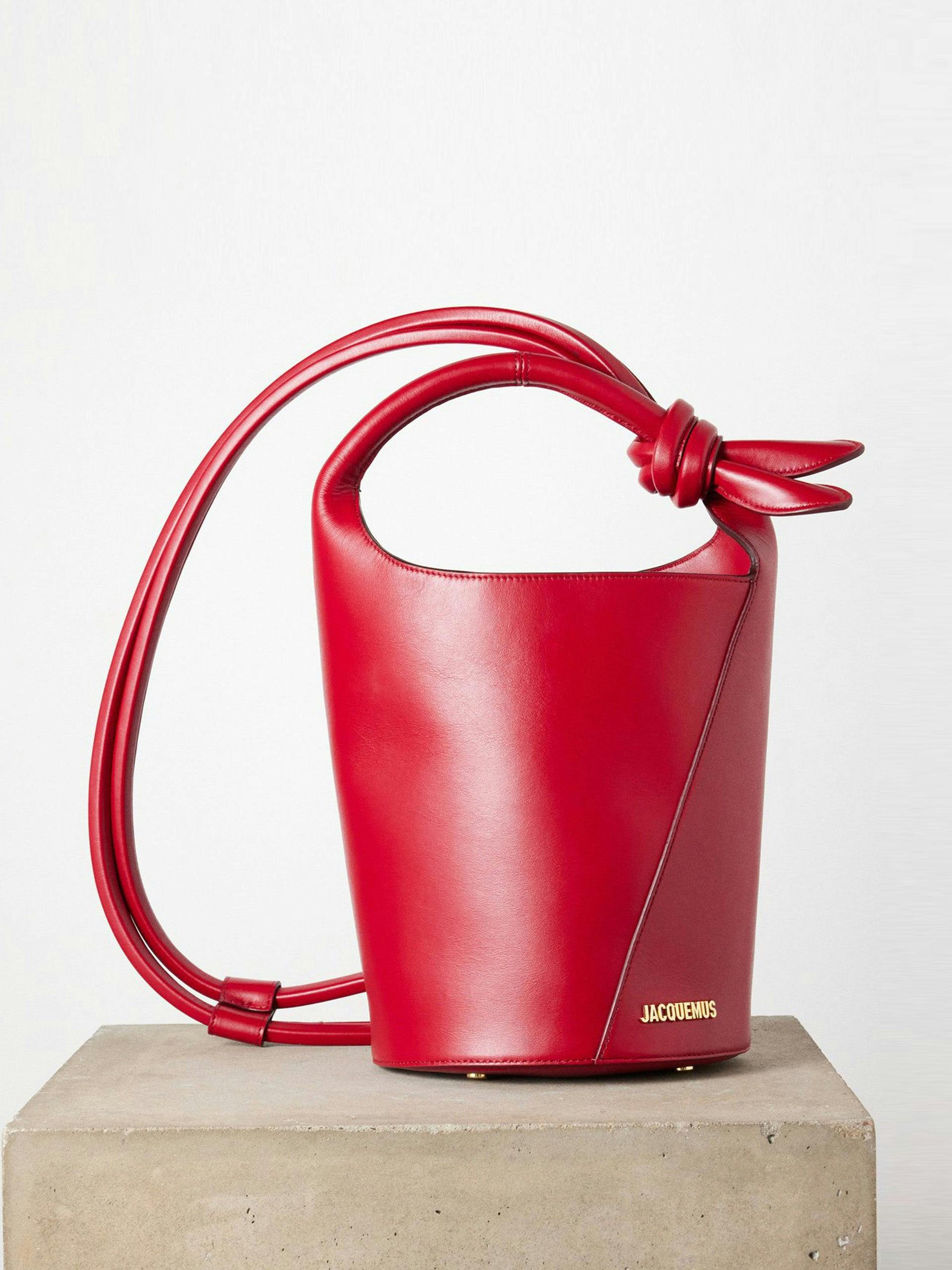 Tourni small leather bucket bag