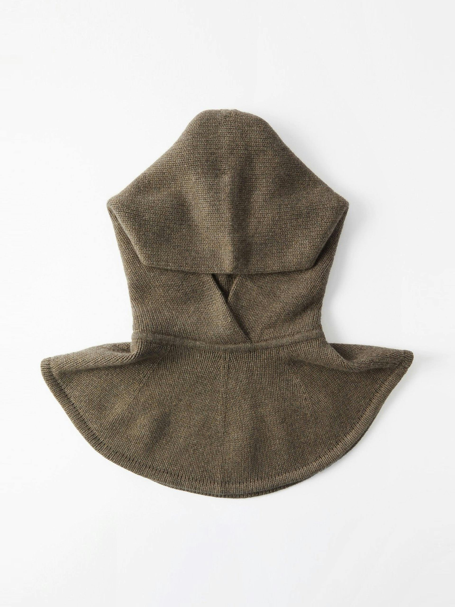 Knitted cashmere hood
