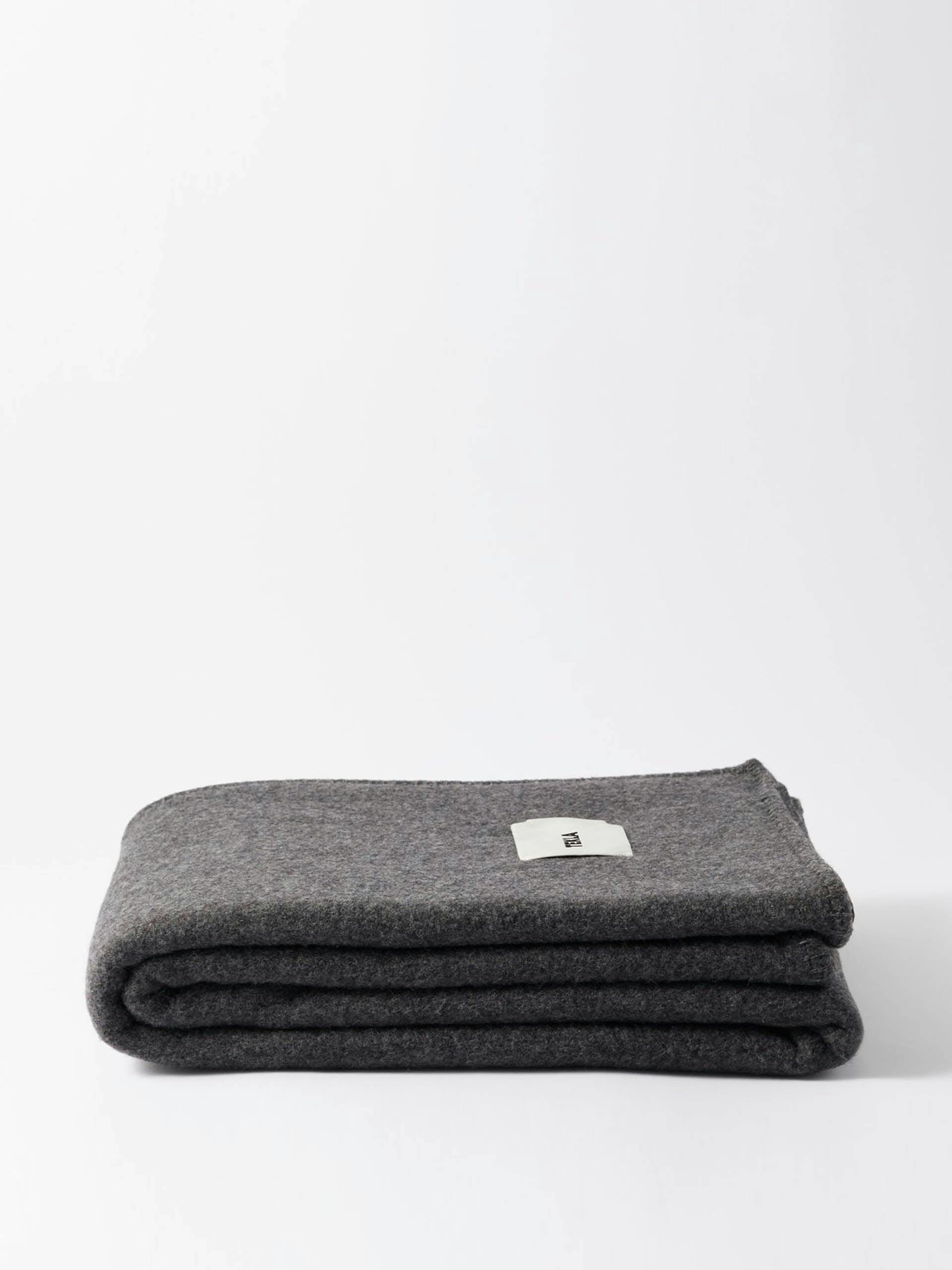 Grey logo-patch merino blanket