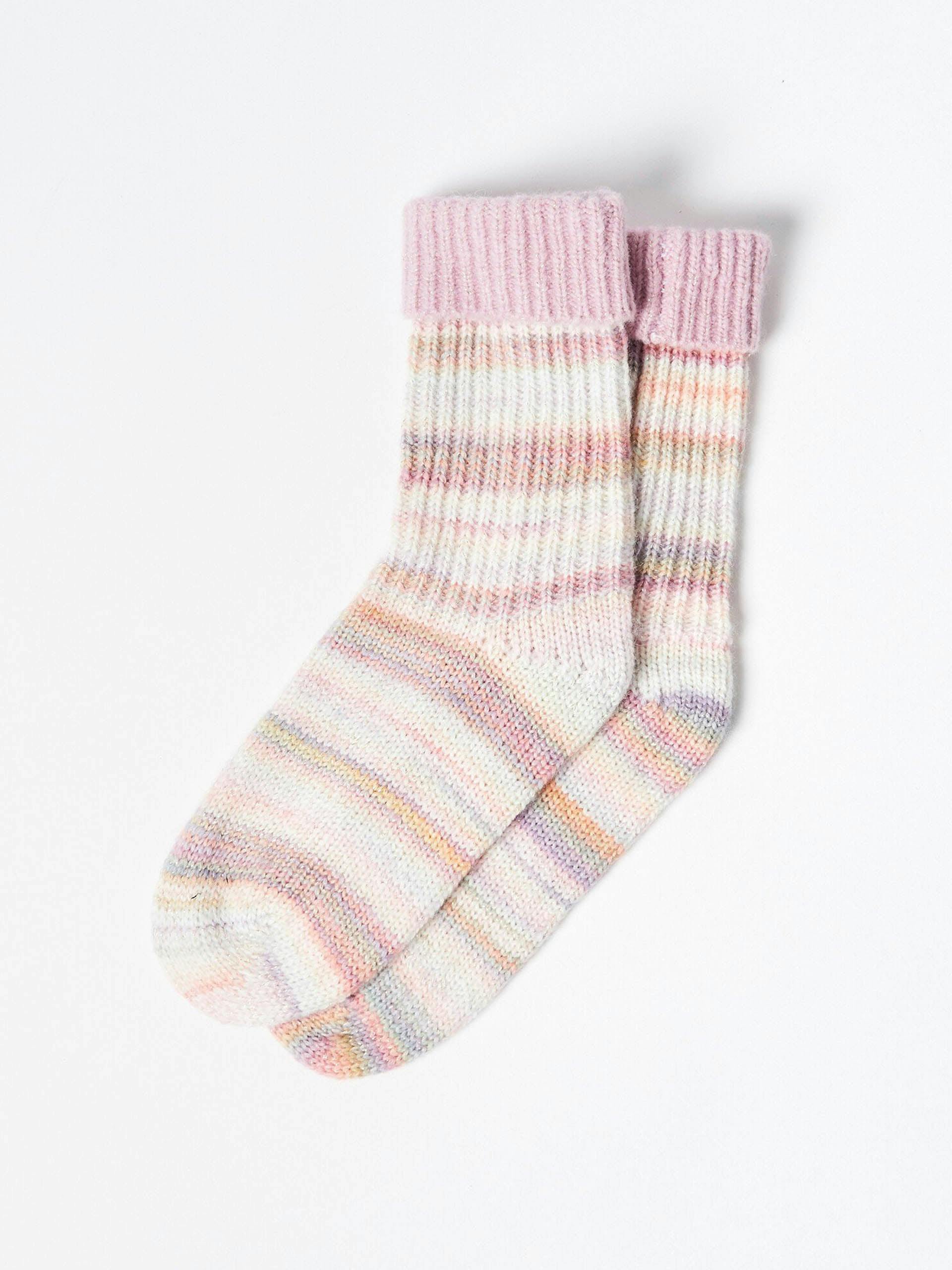 Stripe white & lilac cosy socks