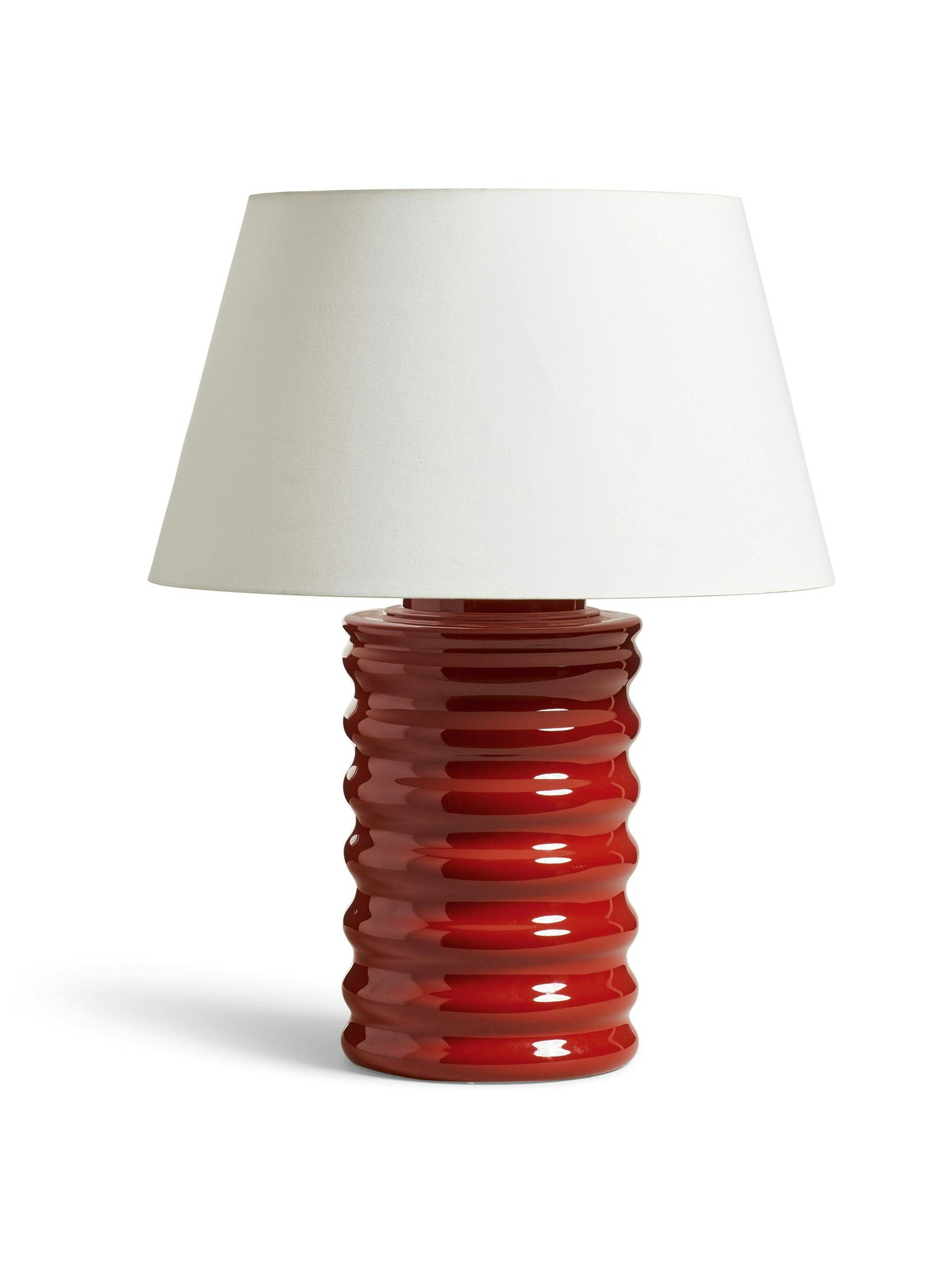 Housenka red ribbed lamp