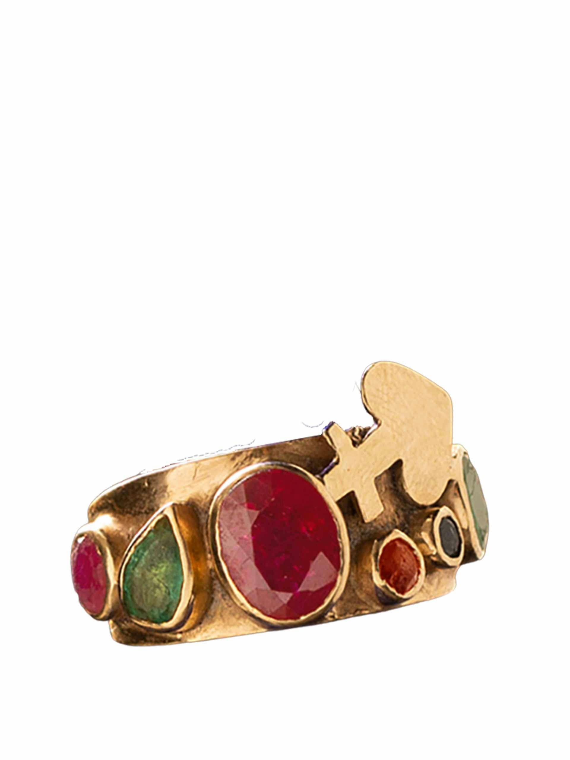 18kt gold ring with gemstones