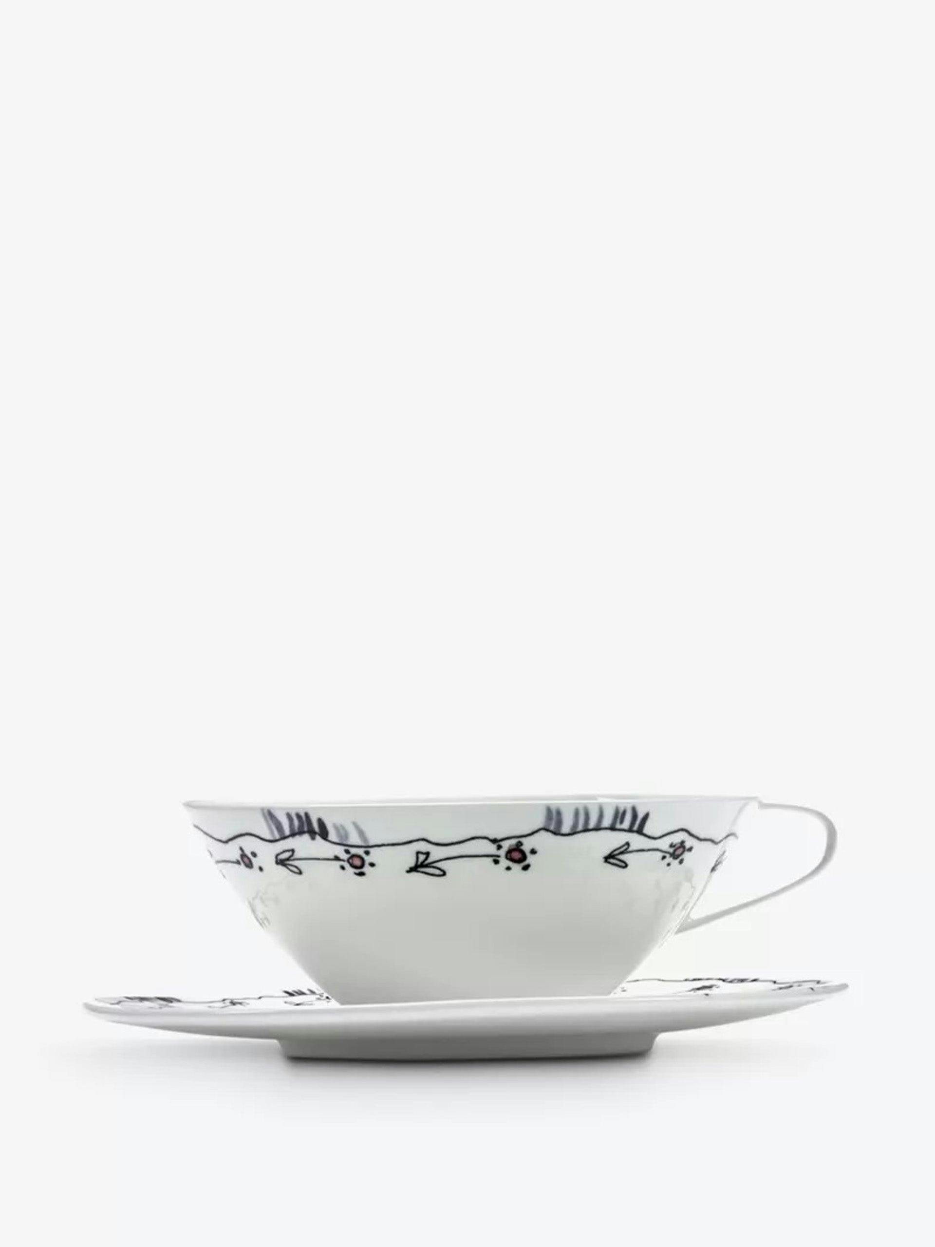 Anemone Milk flower-motif bone-chine tea cup and saucer (set of 2)