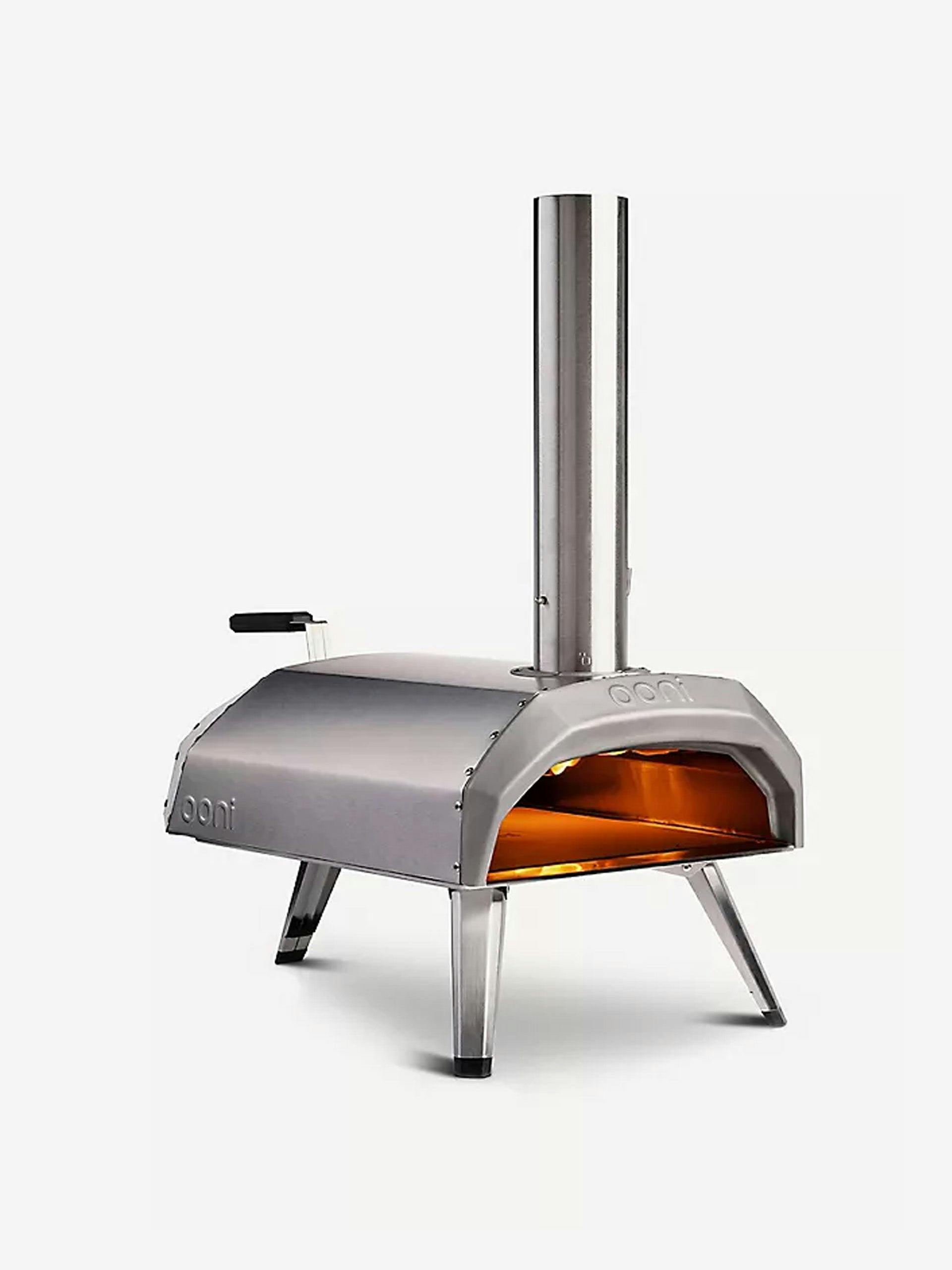Karu wood and charcoal-fired portable pizza oven