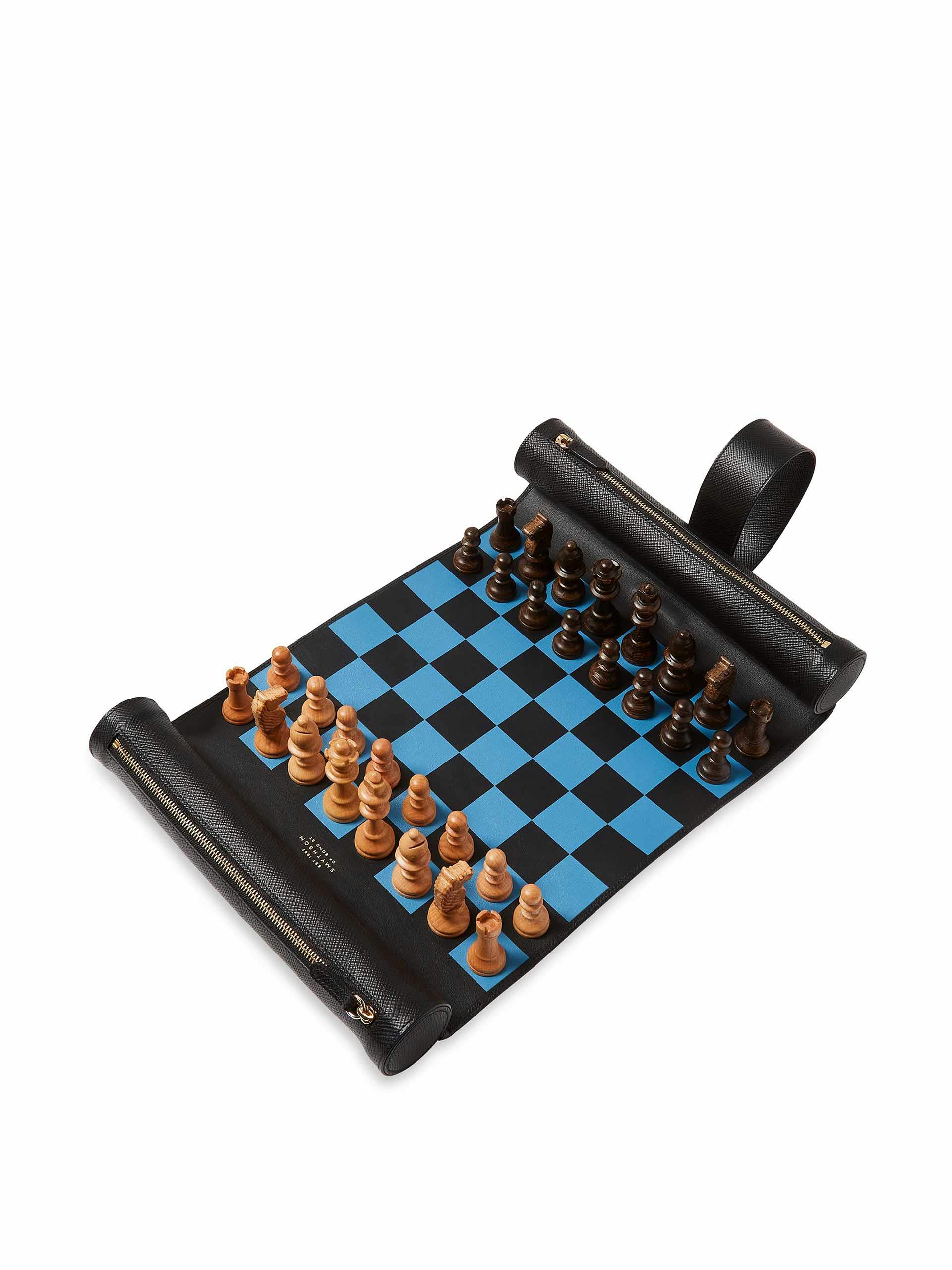 Chess Roll in Panama
