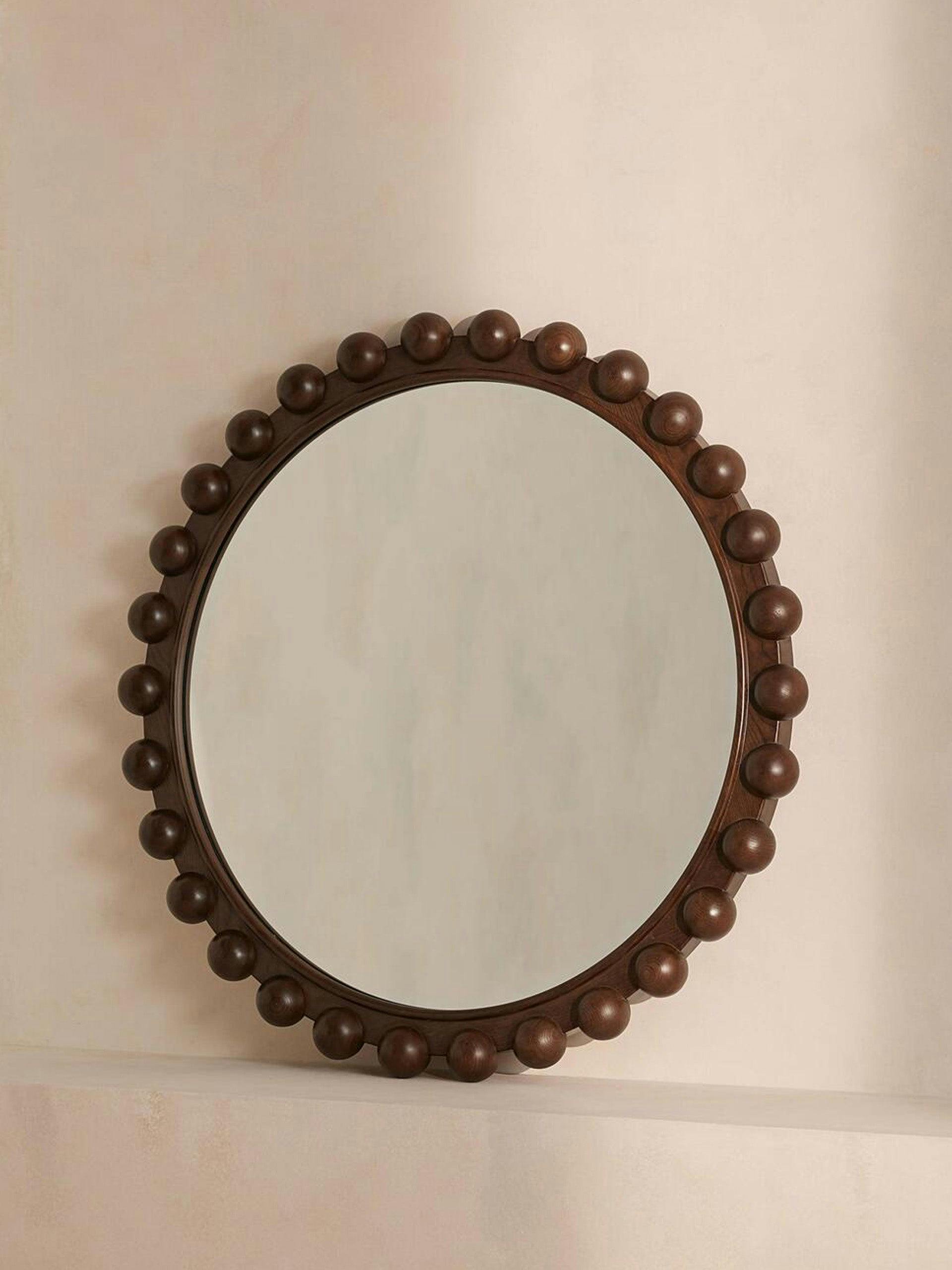 Emilia round mirror