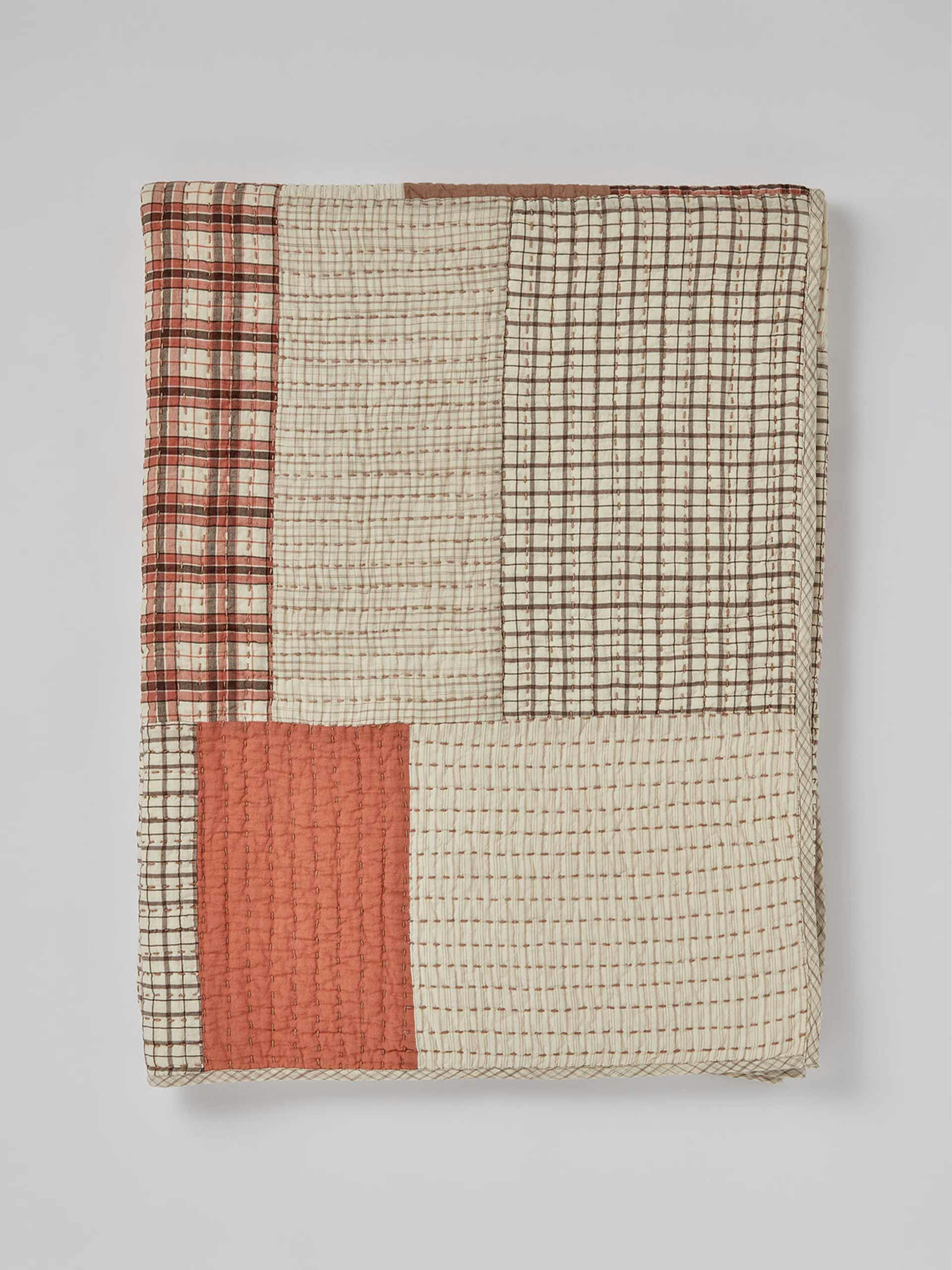 Patched check hand-woven cotton quilt