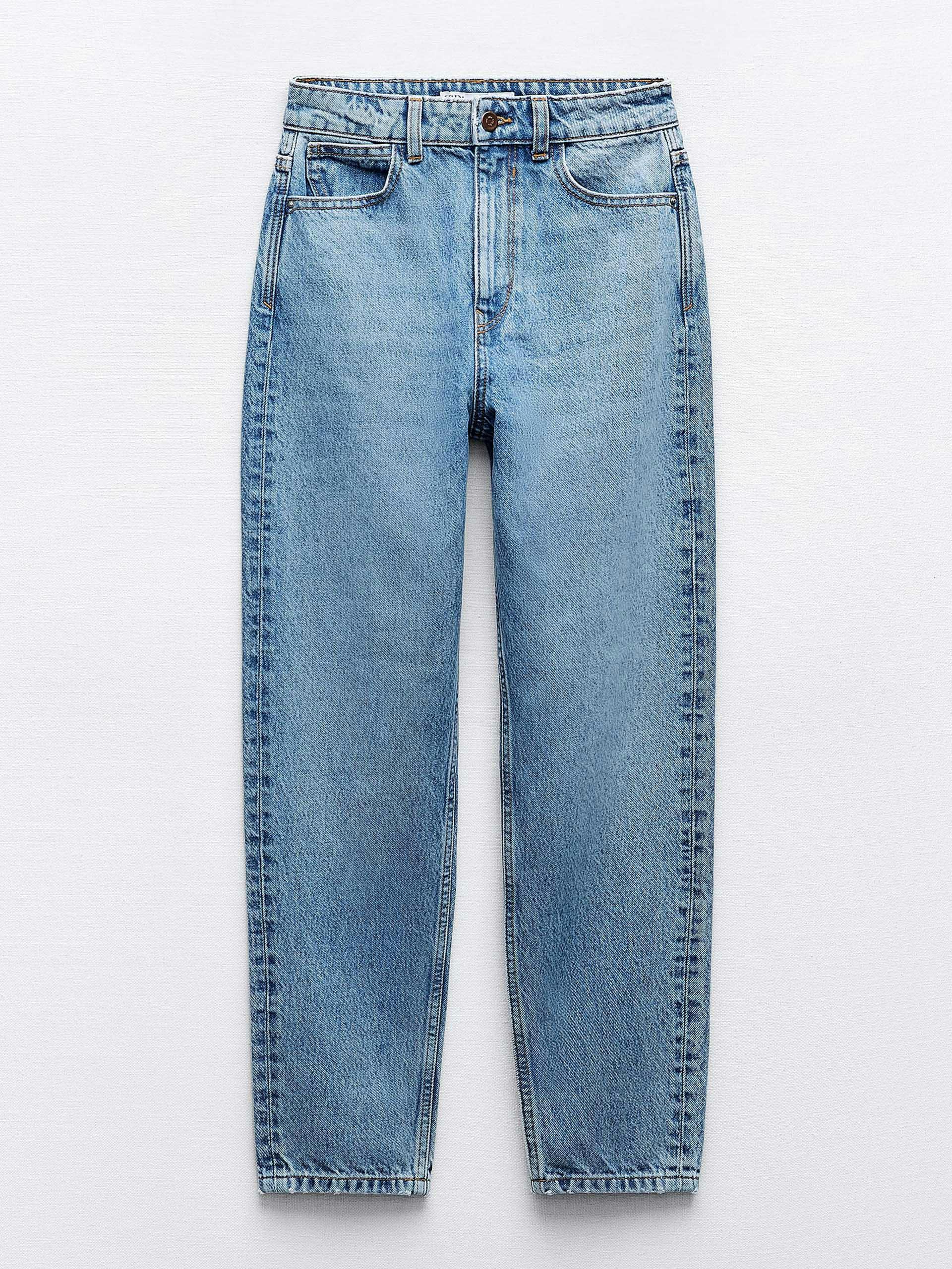 Mom-fit high-waist jeans