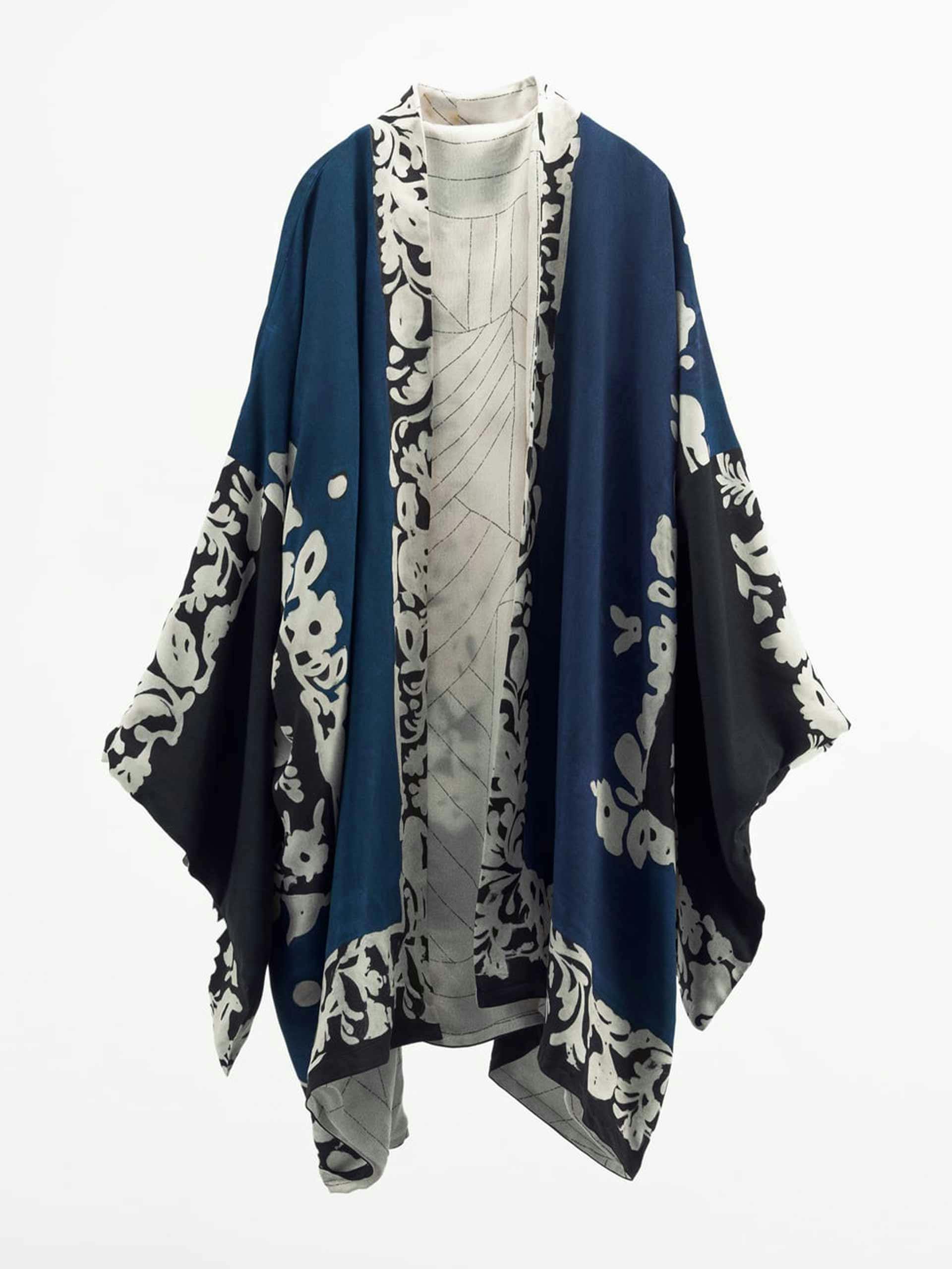 Navy printed reversible kimono