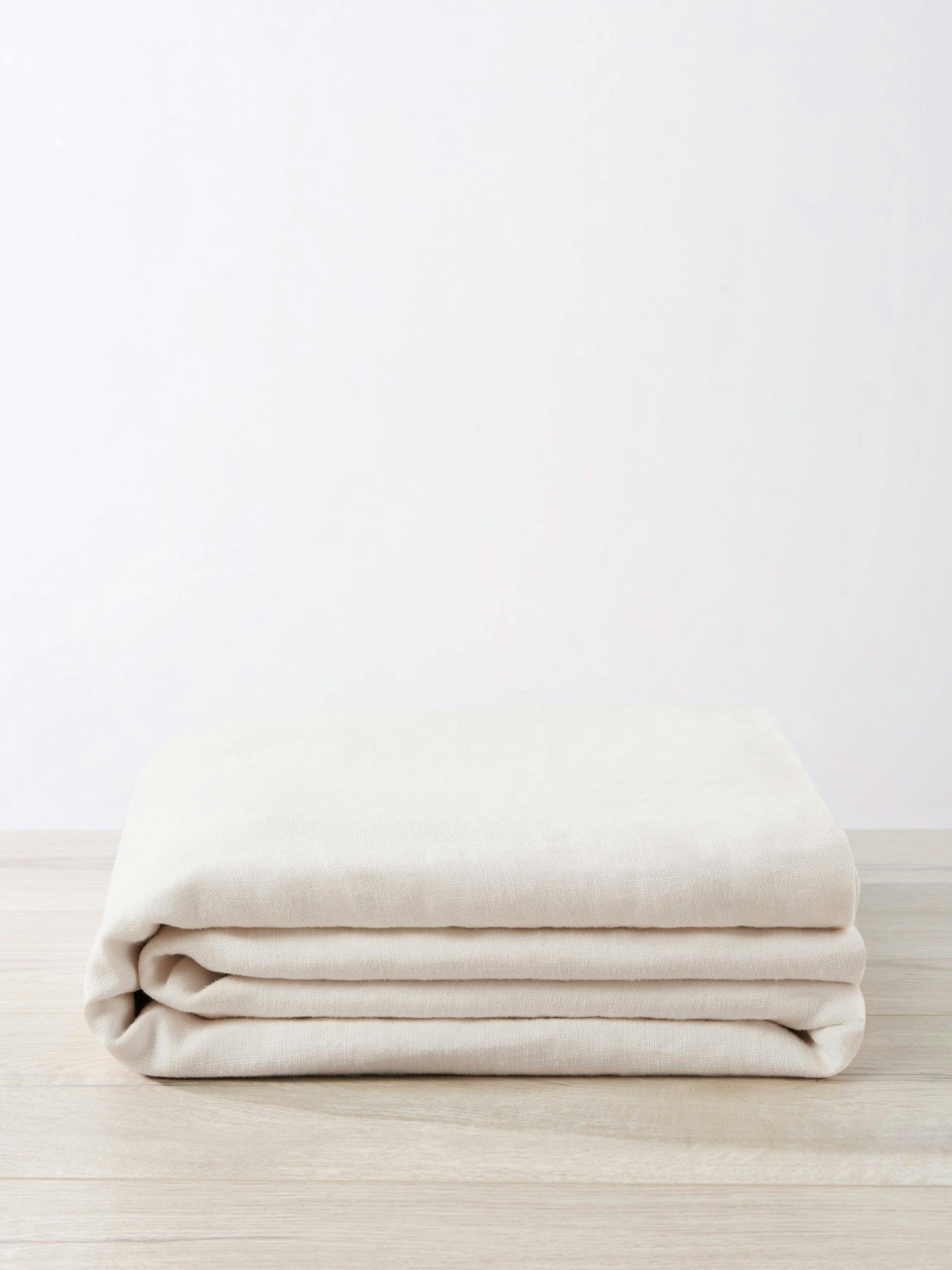 Heavyweight Linen bedcover, ivory